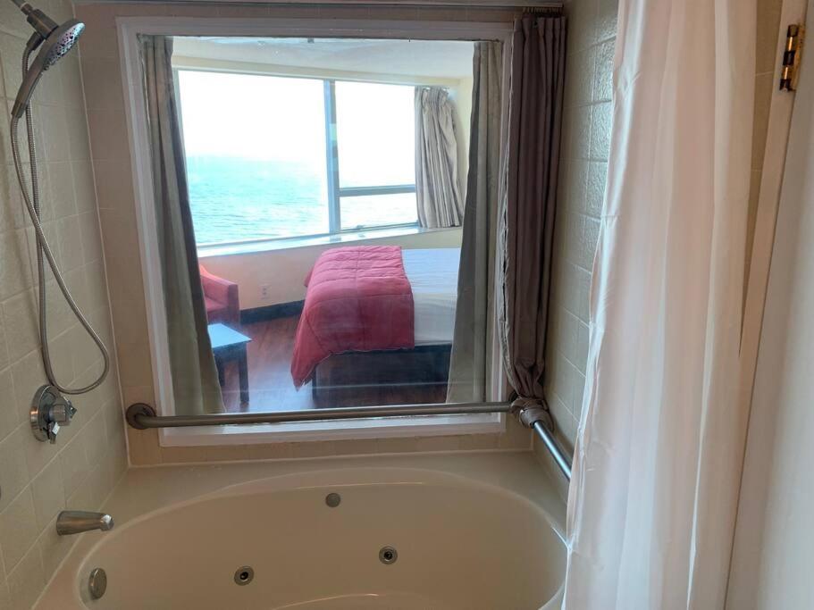 Atlantic Palace Beachfront Ocean View view 3