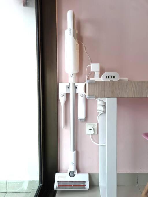 Romantic muji studio balcony high floor Free Netflix