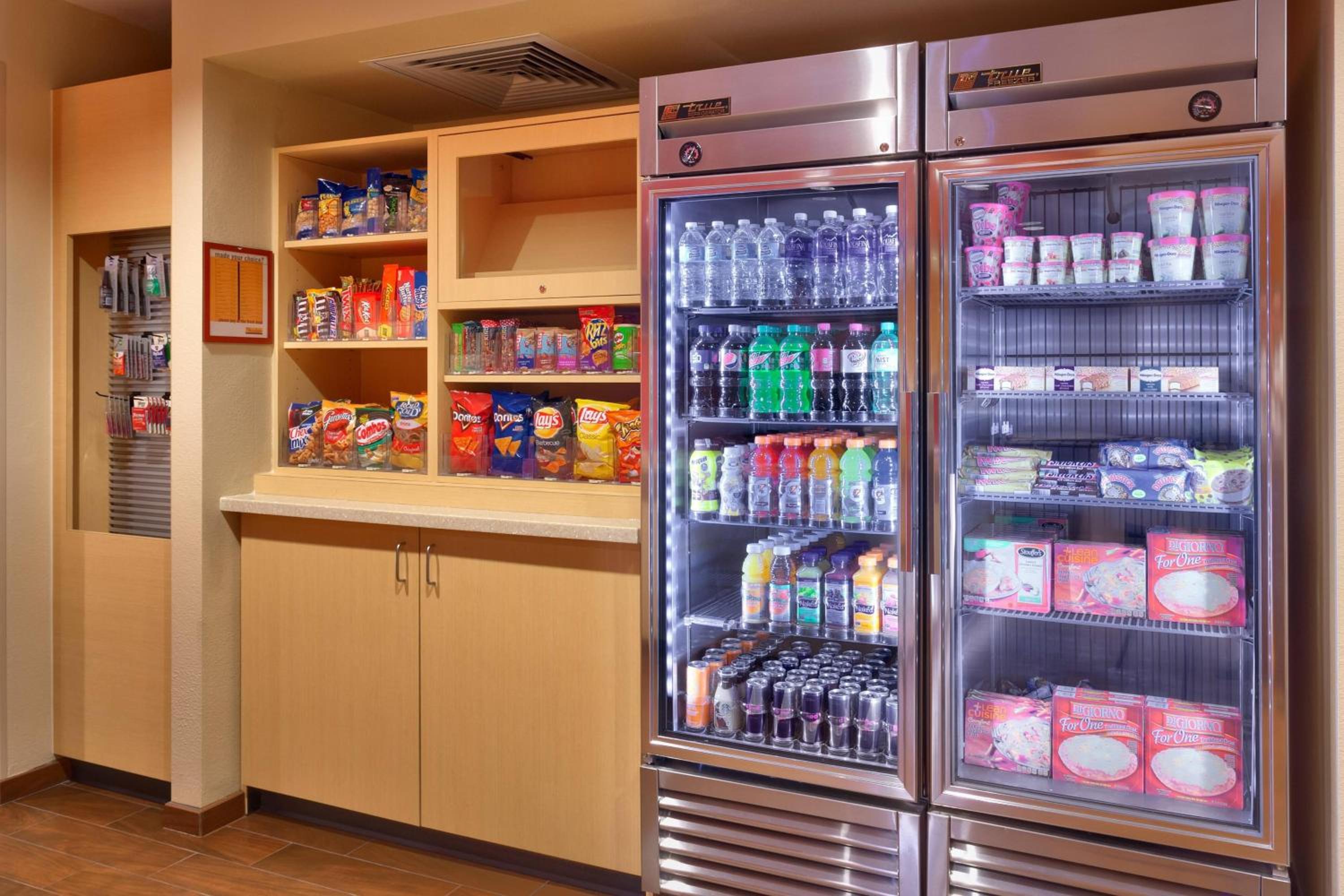 Dickinson Vacations - TownePlace Suites by Marriott Dickinson - Property Image 7