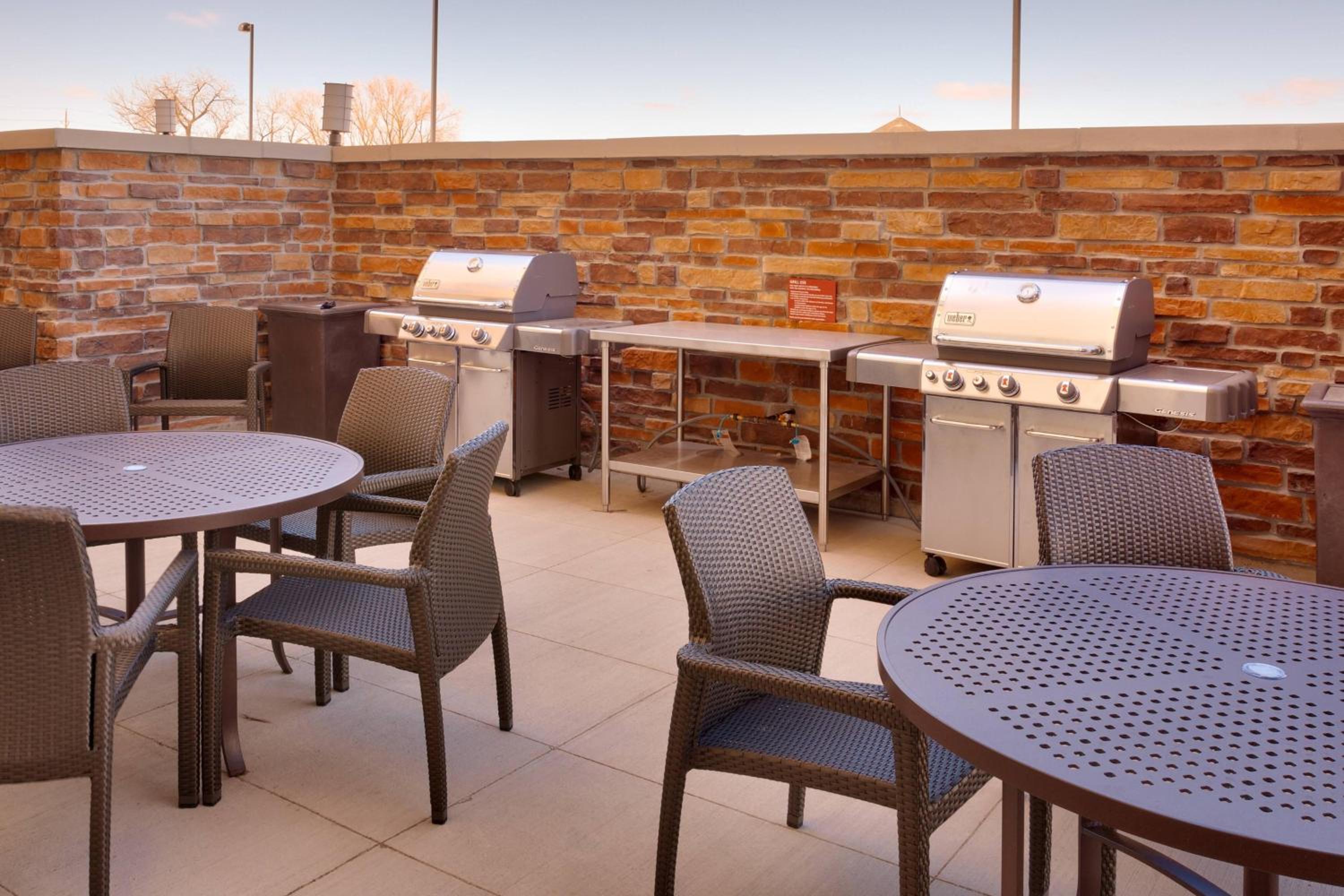 Dickinson Vacations - TownePlace Suites by Marriott Dickinson - Property Image 1