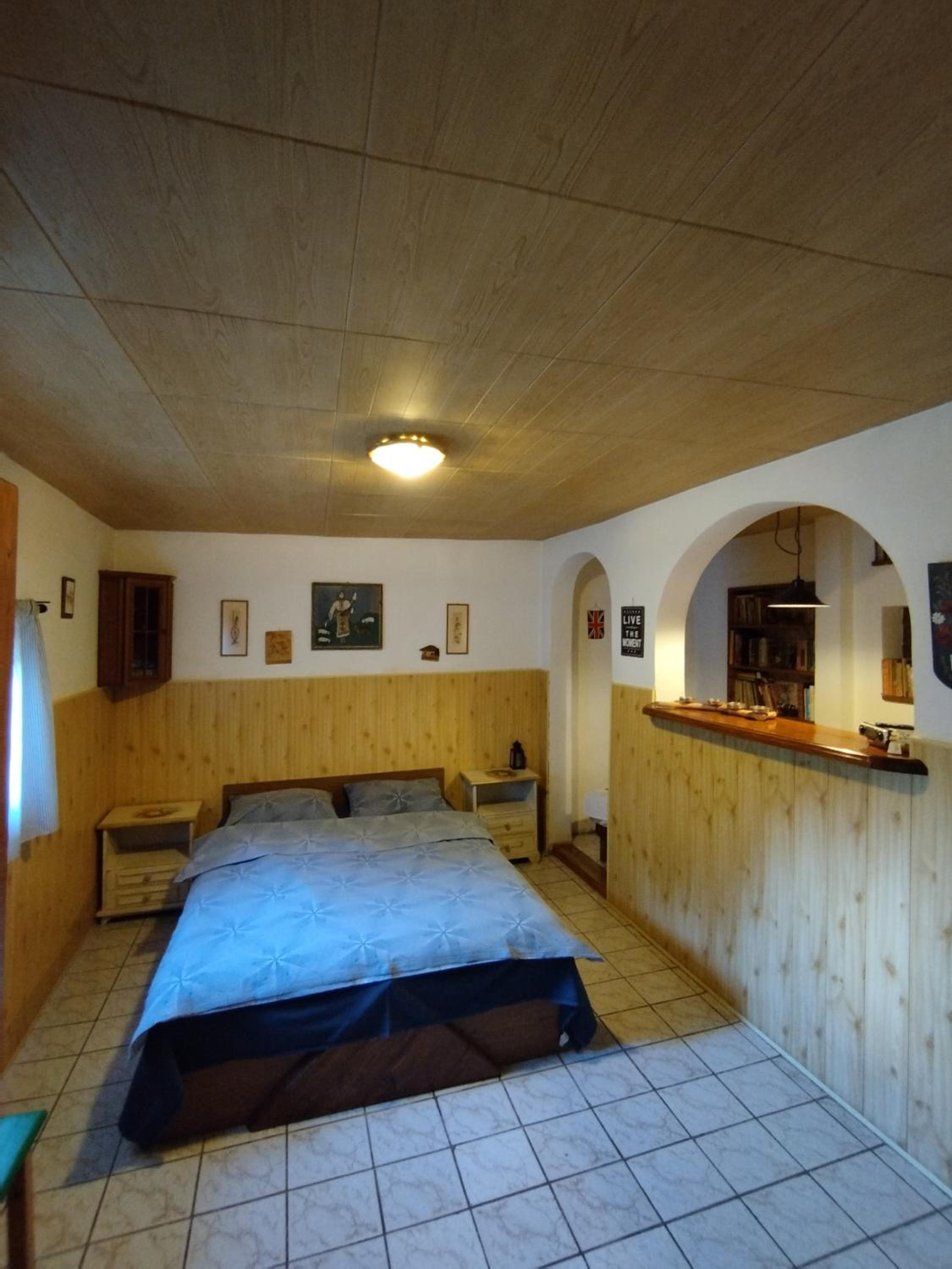 Photo 47