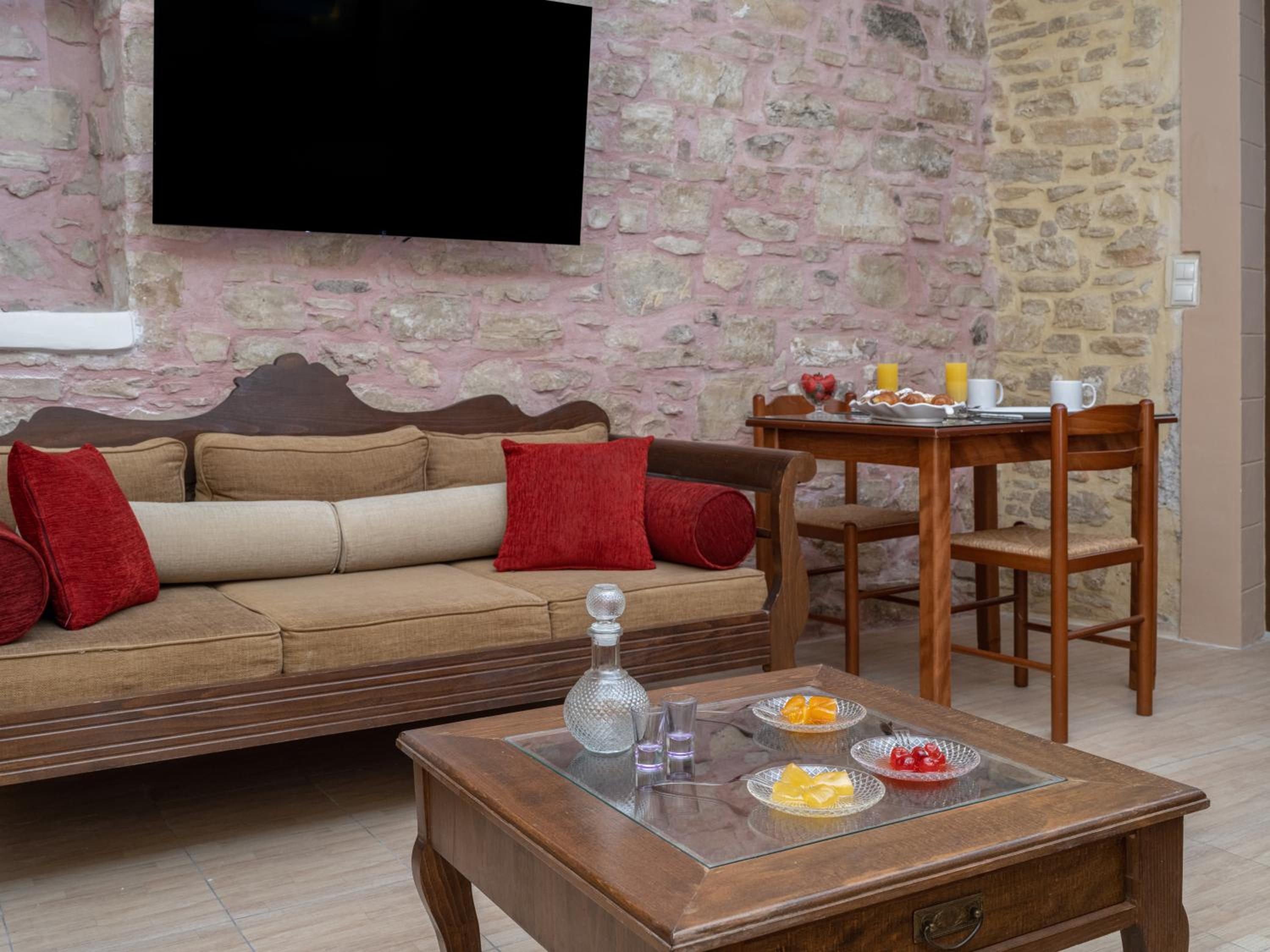 Draganigo Luxury Stone Houses 40 min from Matala