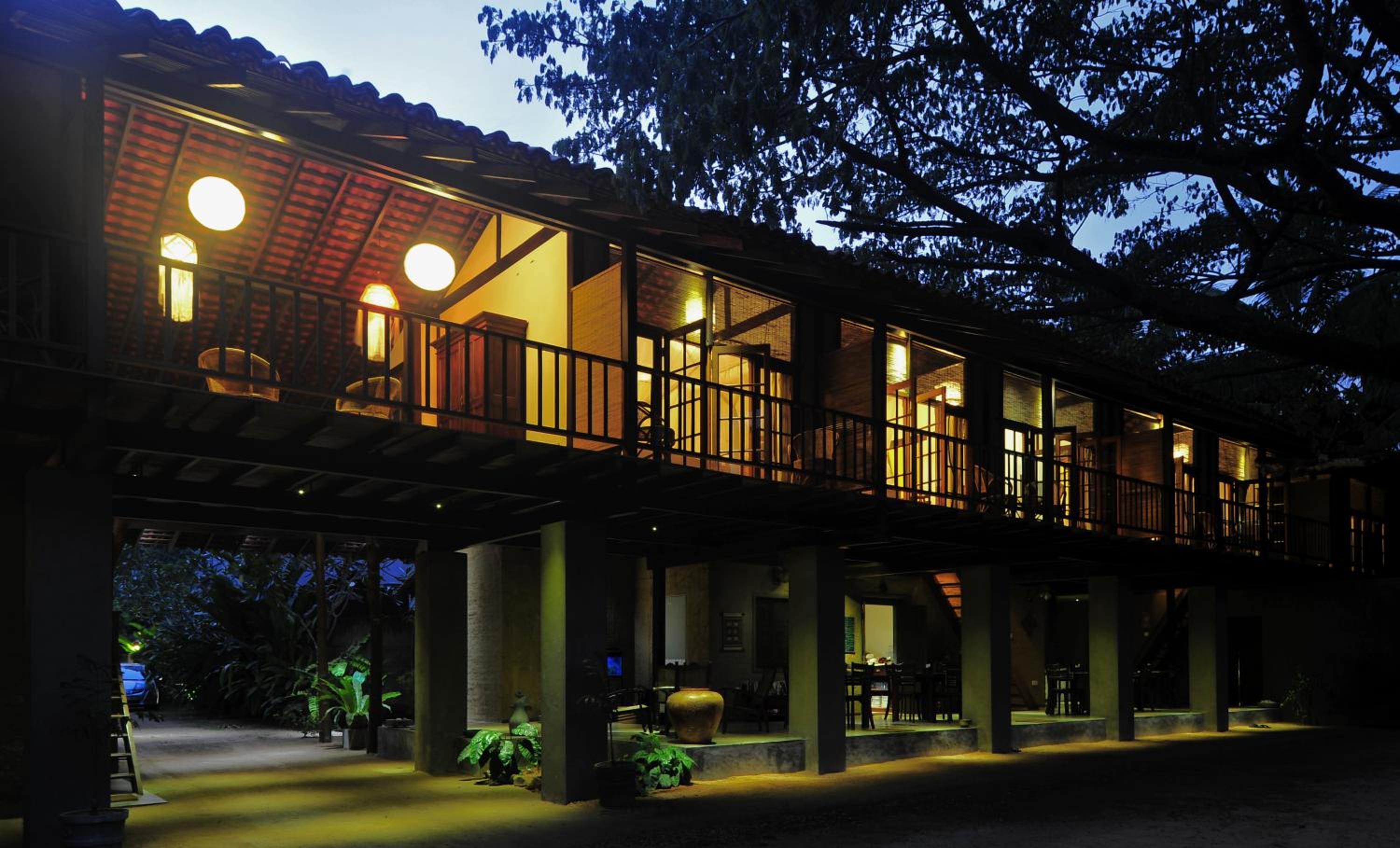 Dunes Unawatuna Hotel