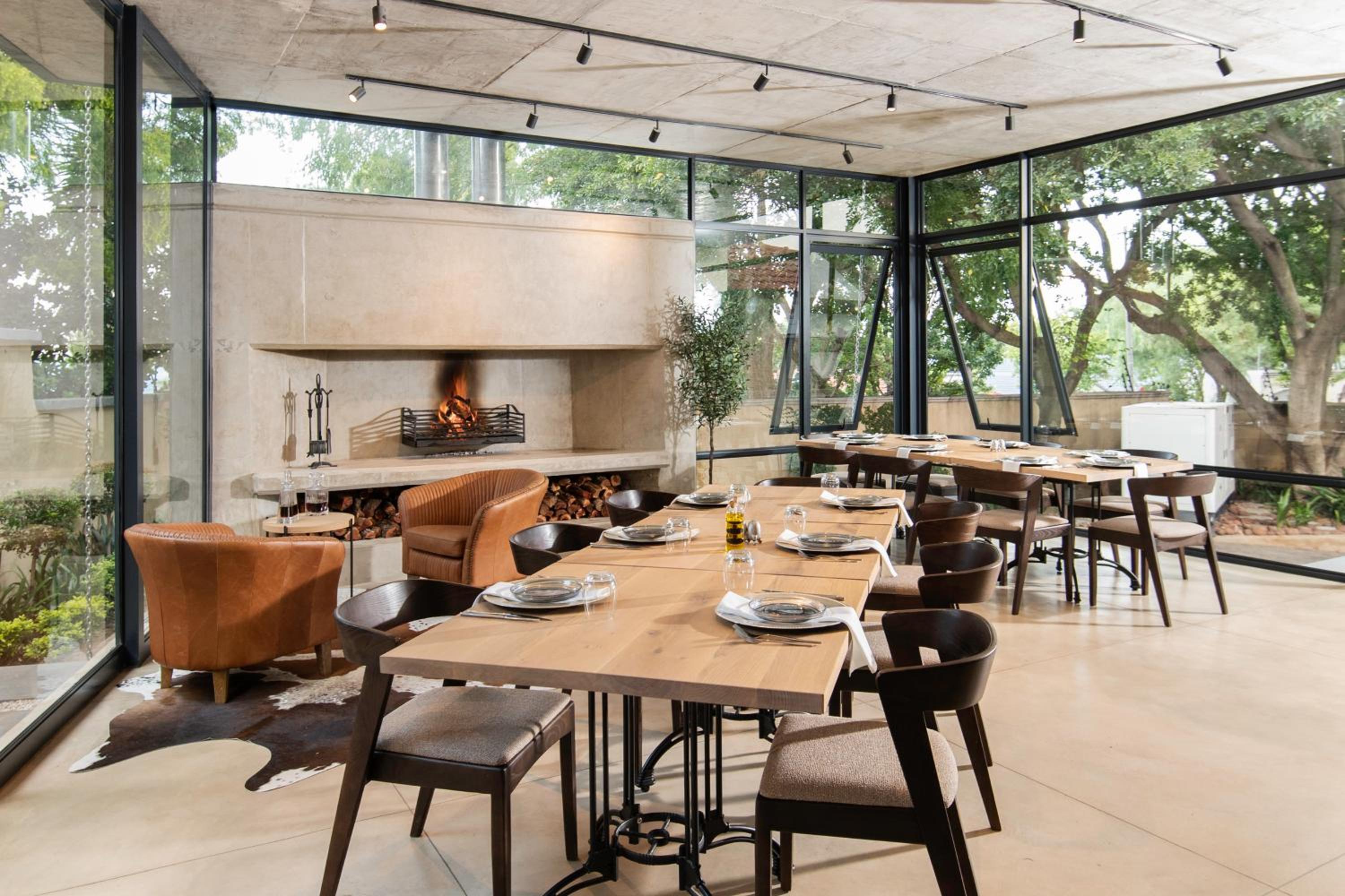 dining
