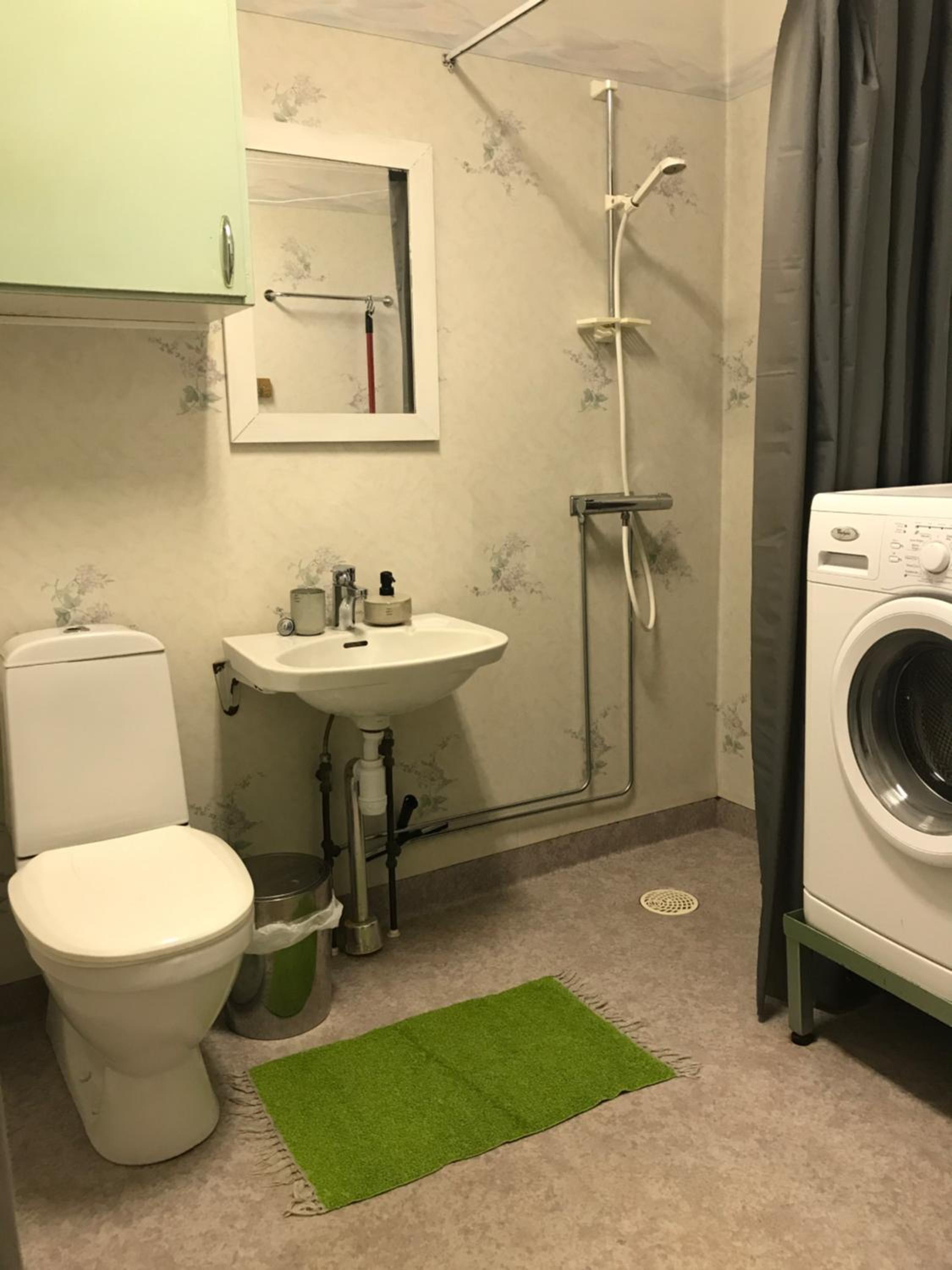 Spacious accommodation, close to nature and attractions view 5