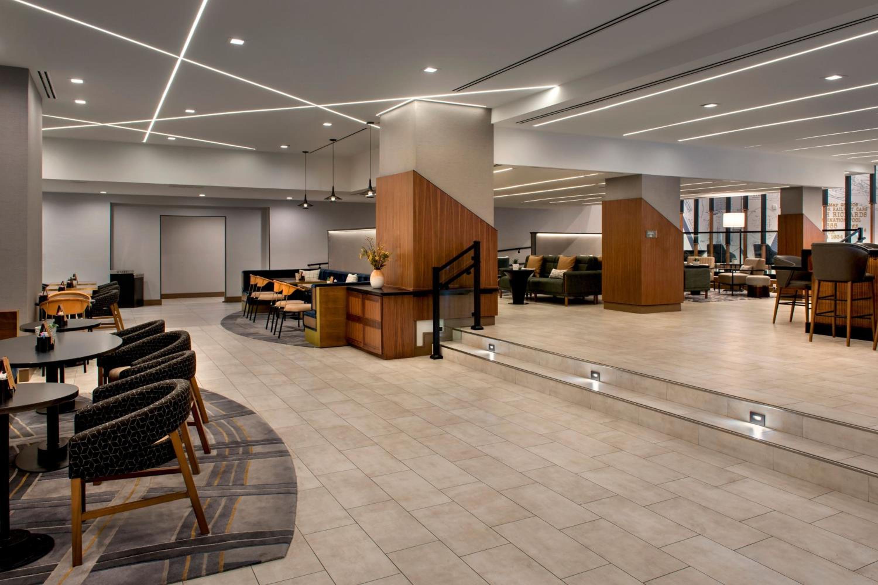 Springfield Vacations - Marriott Springfield Downtown - Property Image 2
