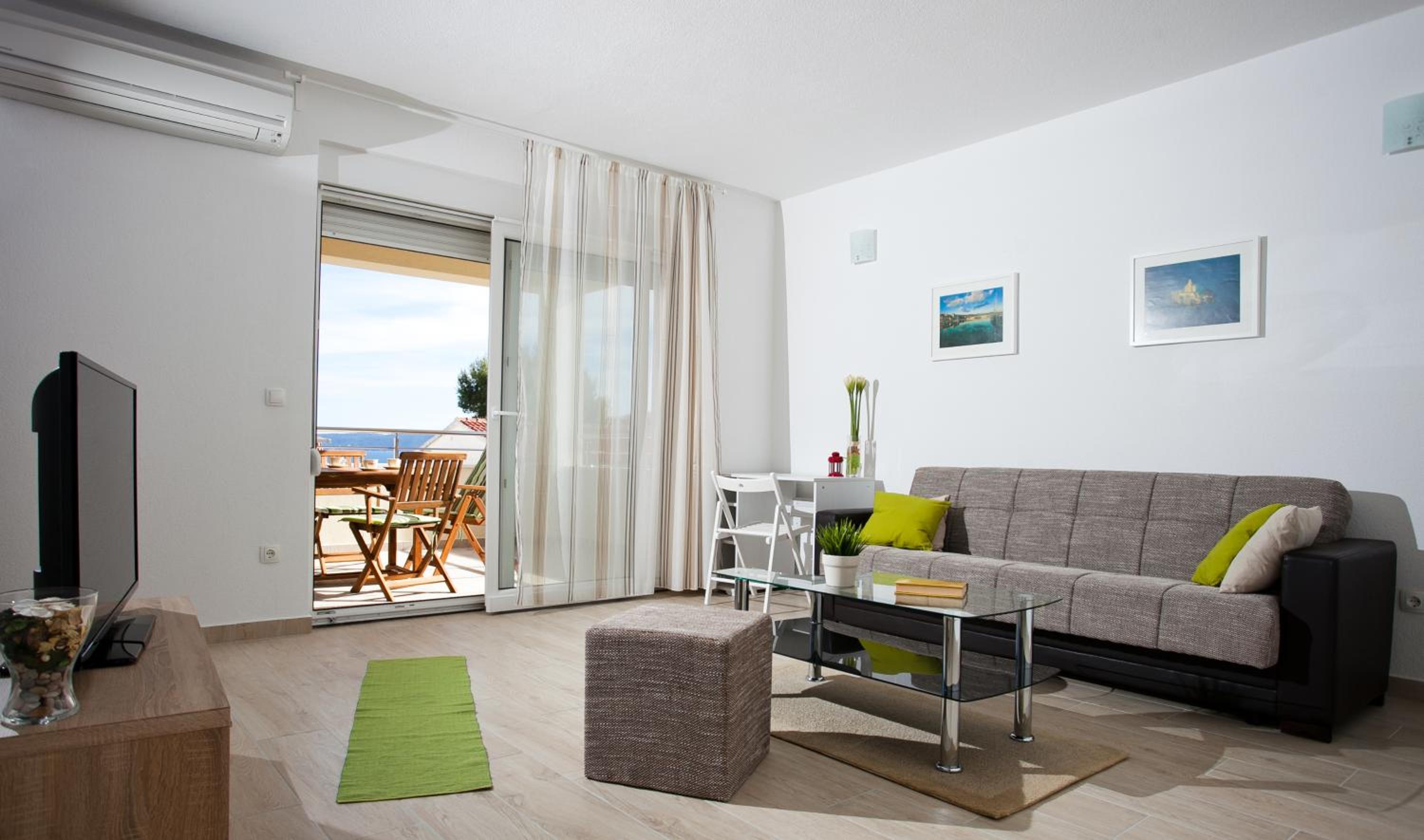 Apartments Medvid view 3