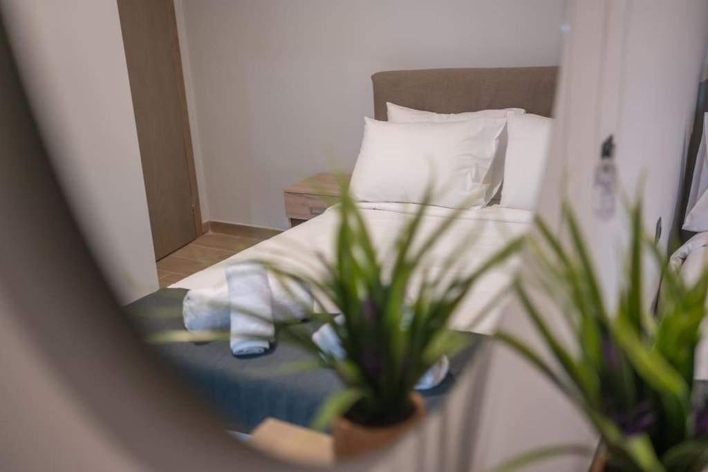 Aurora Apartment, Room 2 - Cozy, close to the beach view 3