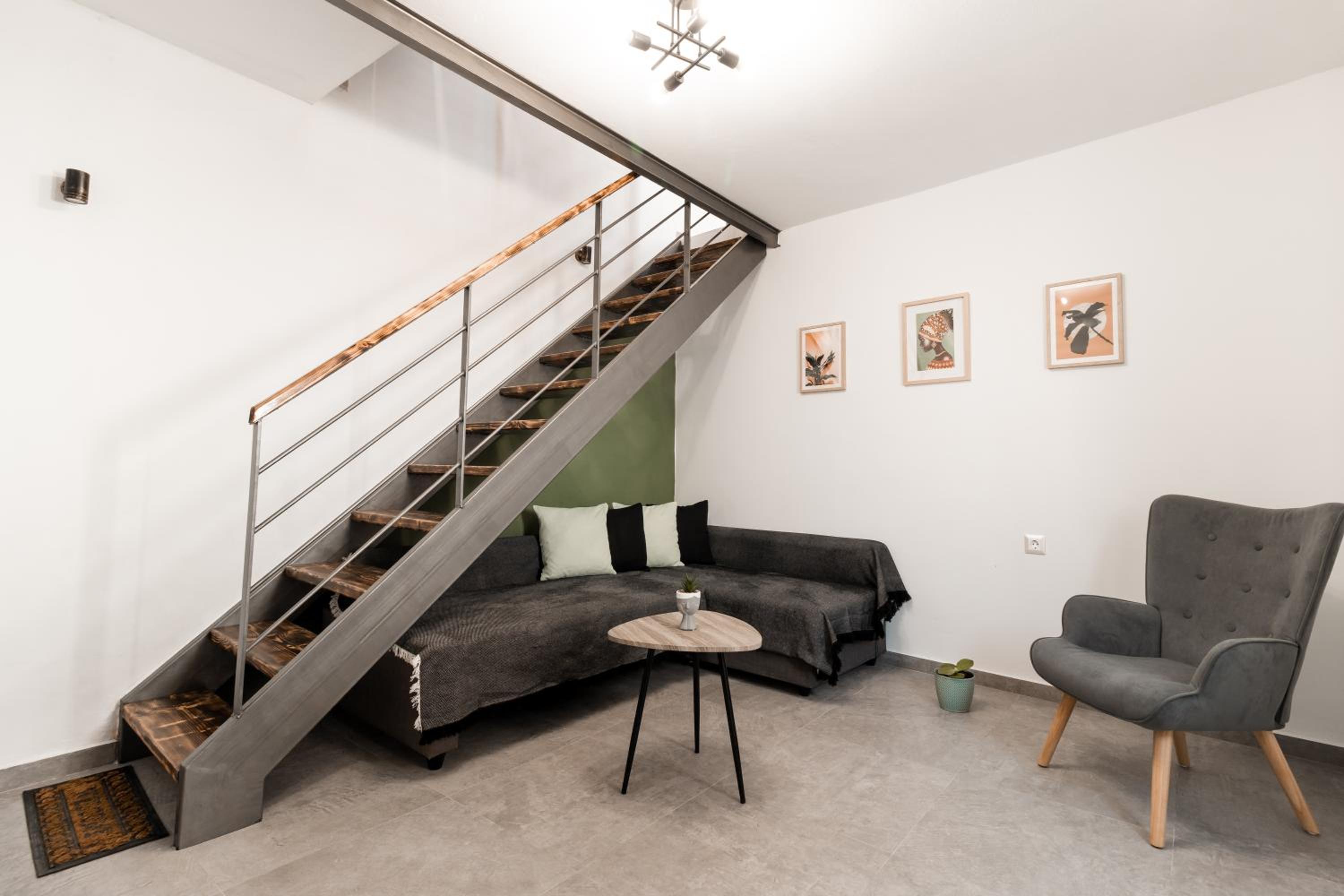 Achilleas cozy house