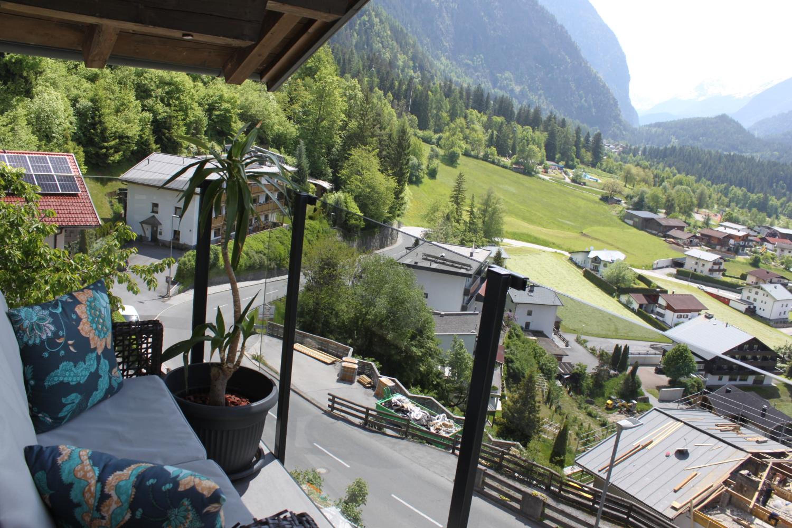 Panorama Appartements Mora - 3 Edelweiß Superior