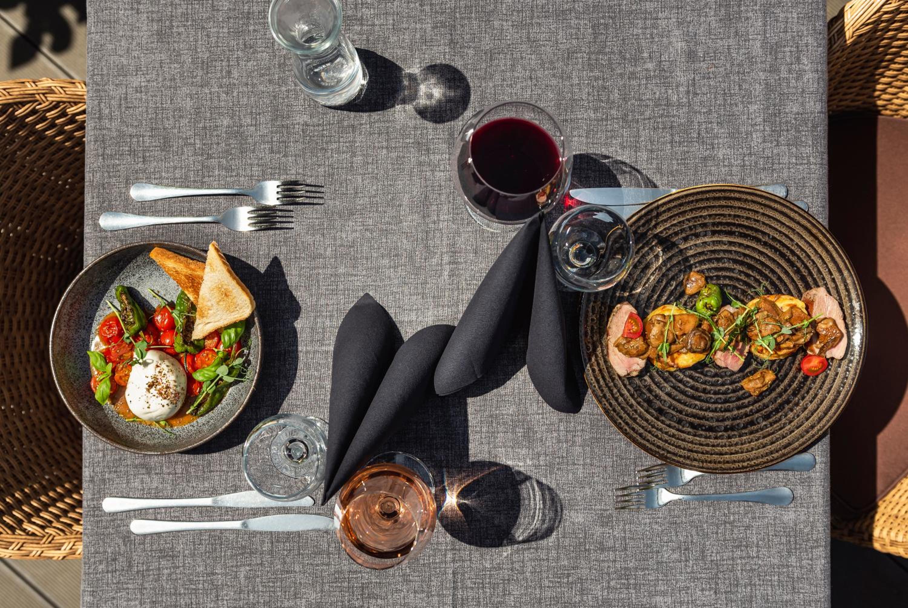 dining