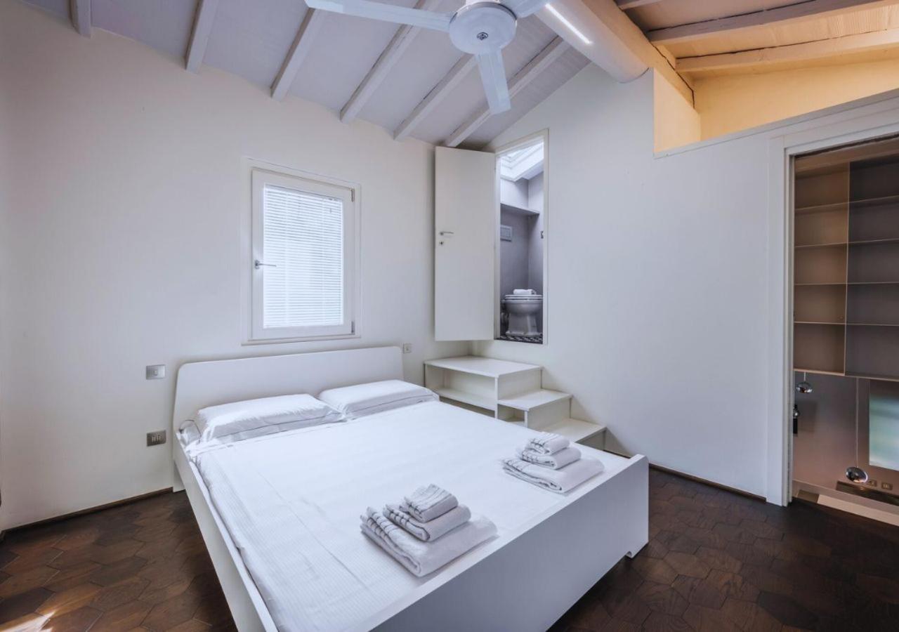 CountryHouse con Piscina Riscaldata Vicina al Centro