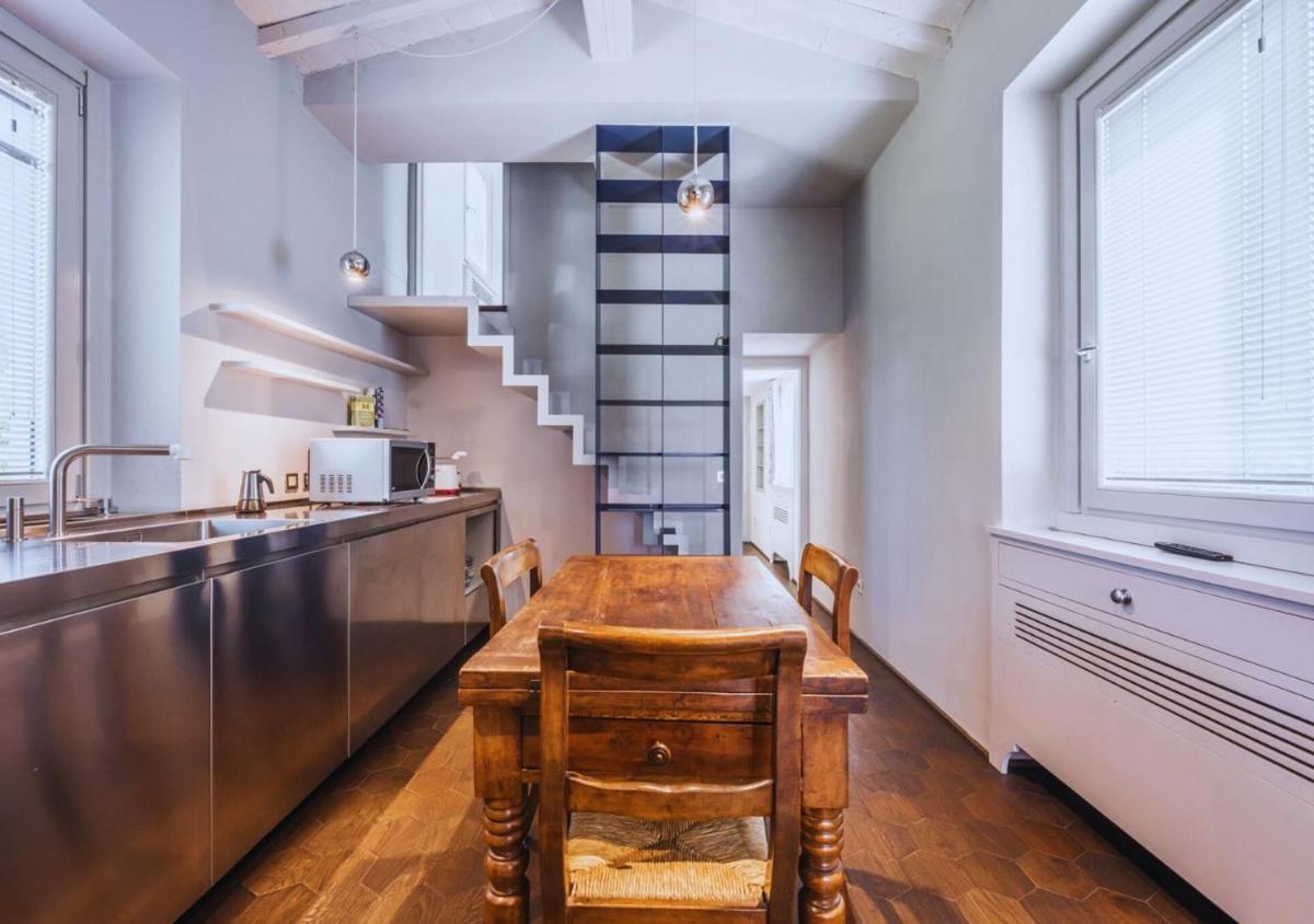 CountryHouse con Piscina Riscaldata Vicina al Centro