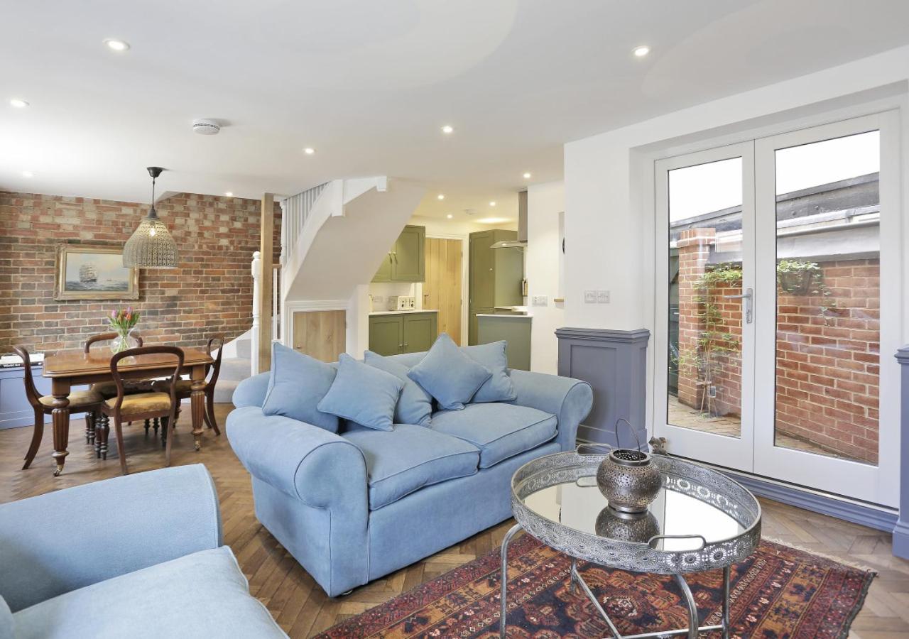2 Bed in Woodbridge oc-zep