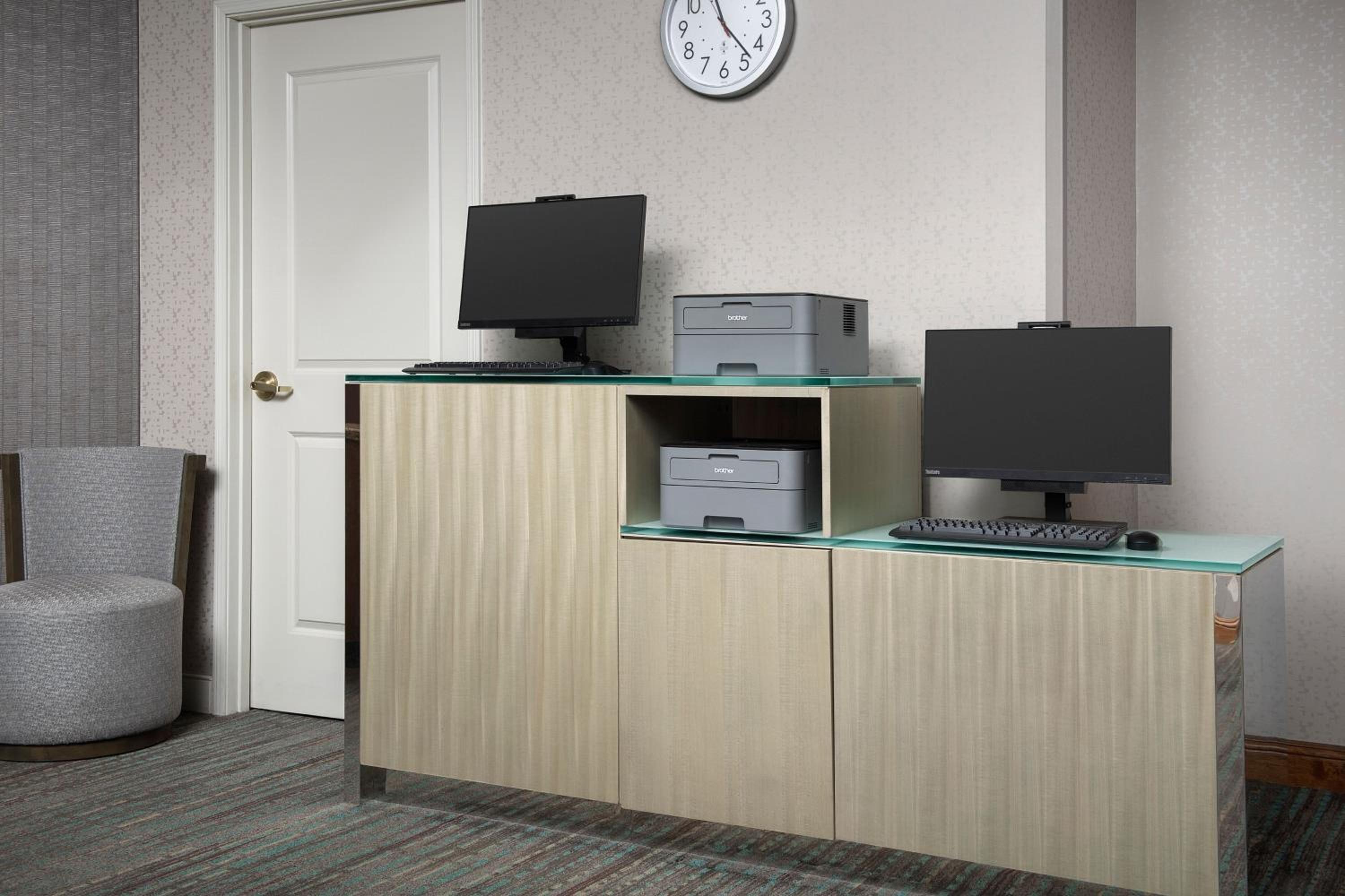 Chico Vacations - Residence Inn Chico - Property Image 7