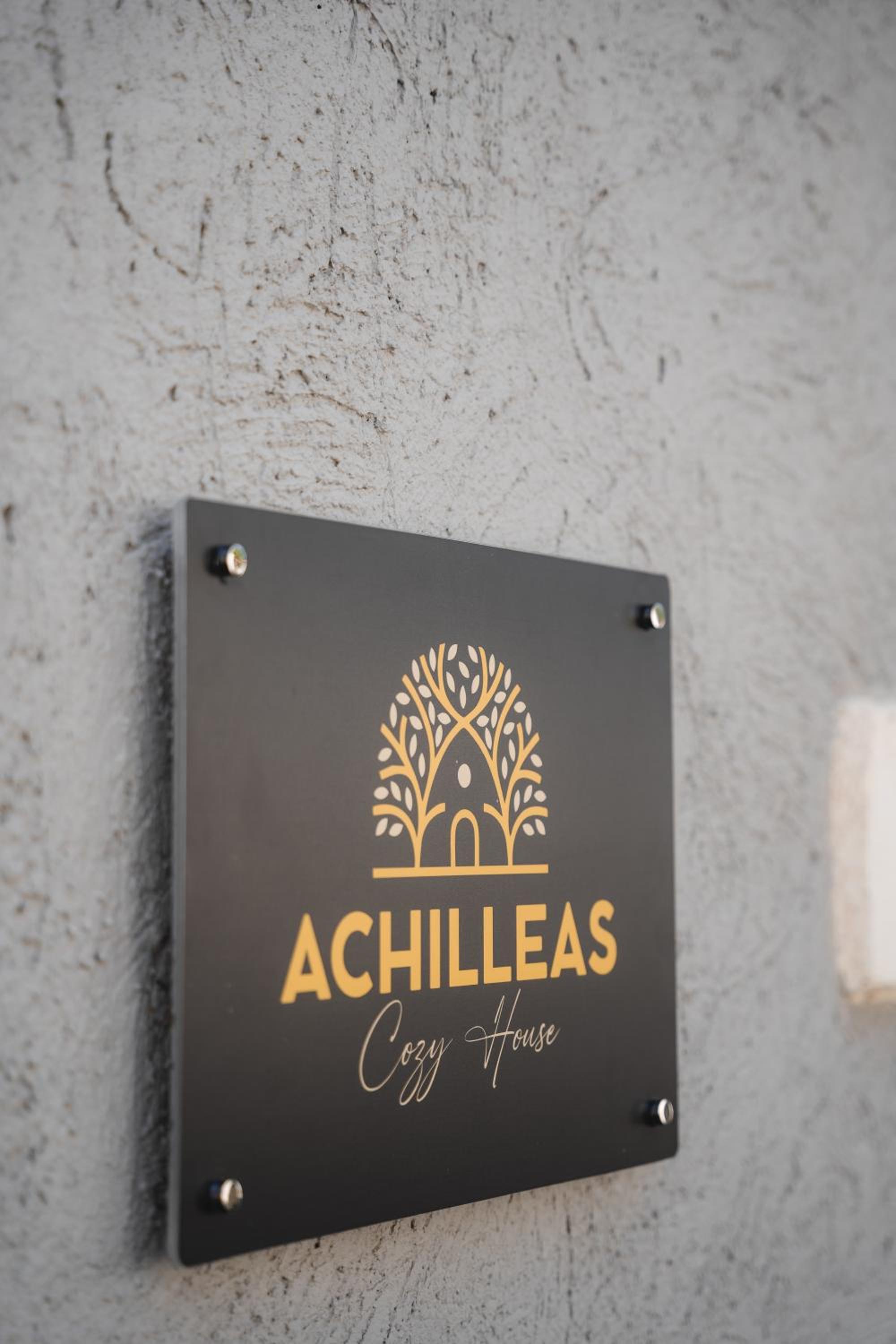 Achilleas cozy house