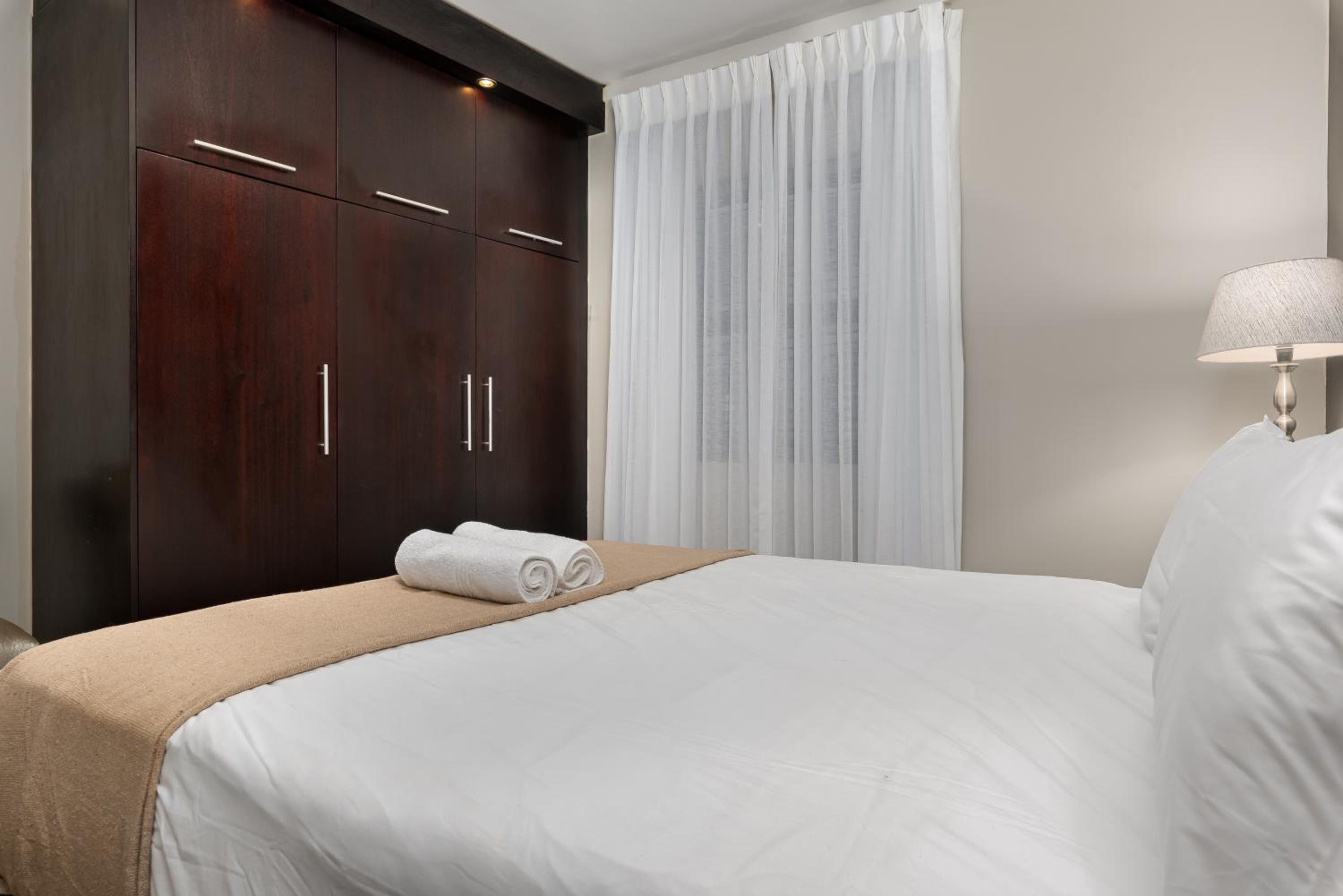 Icon Apartments