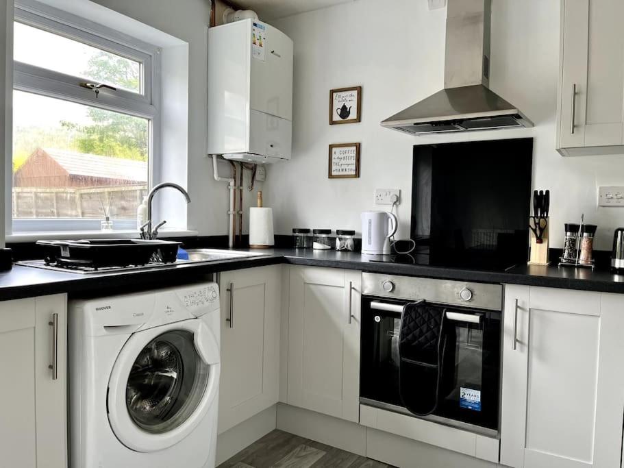 House near Swansea & Brecons! view 5