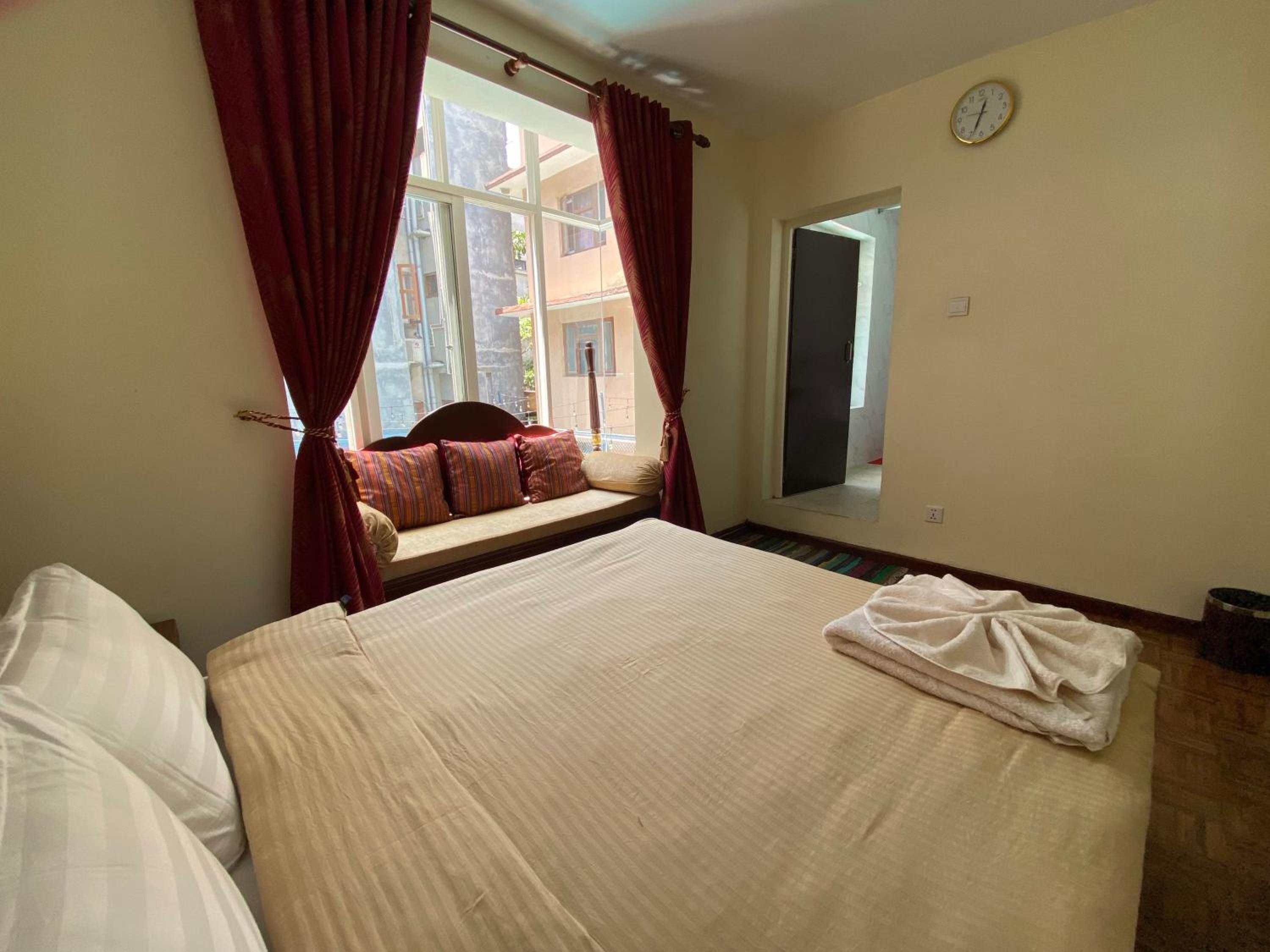 Alobar1000 Hostel view 2