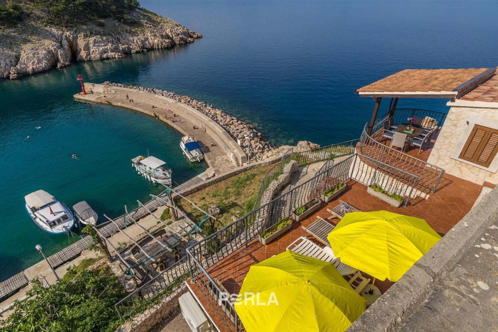 Holiday house BELLA MARE with sea view 50m from the beach in a quiet location in Vrbnik on Krk island view 4