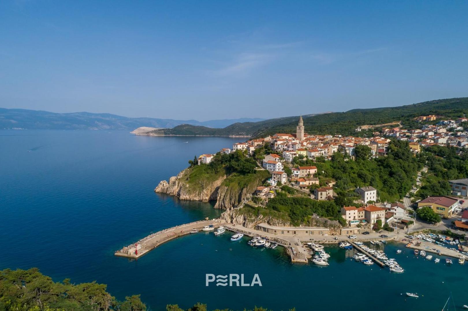 Holiday house BELLA MARE with sea view 50m from the beach in a quiet location in Vrbnik on Krk island view 3