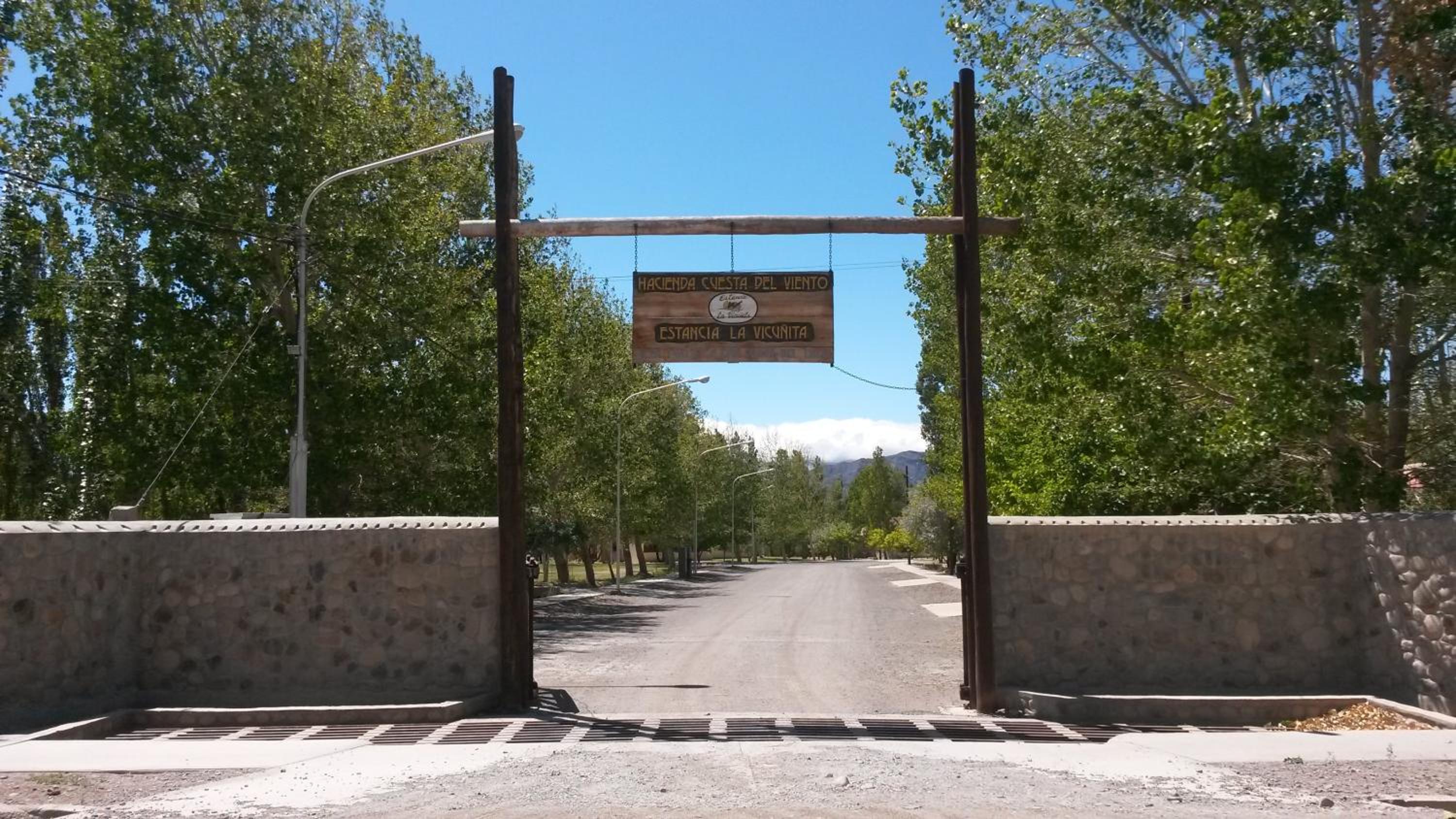 La Vicuñita Hotel & Cabañas