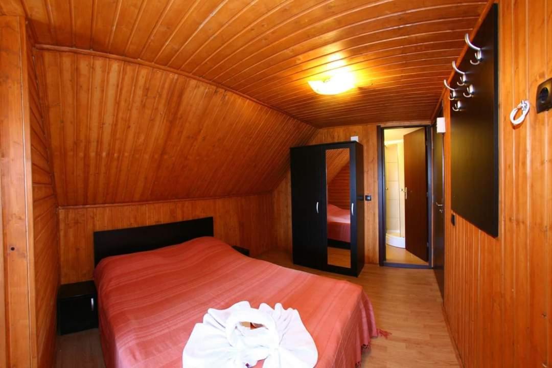 Casa Teodora Rânca view 5