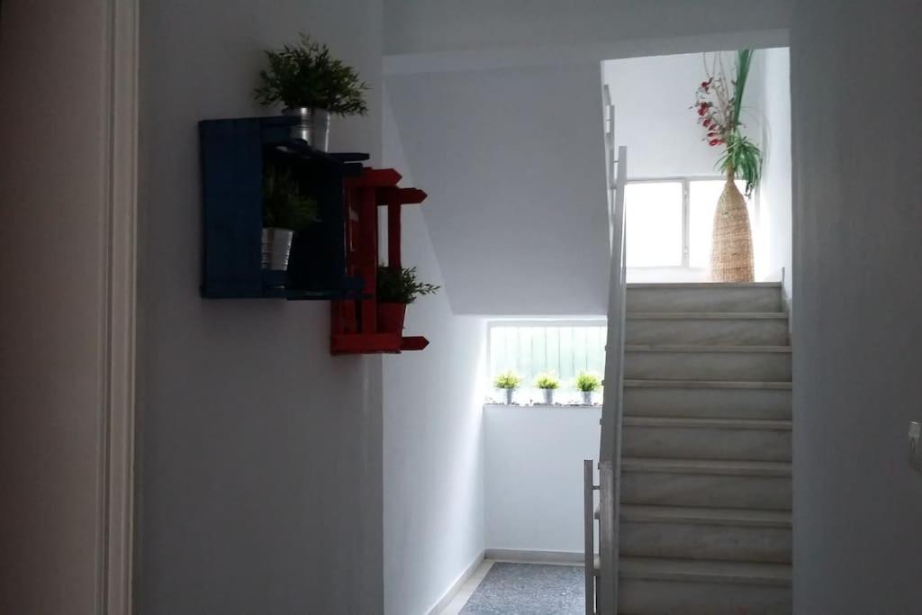 Cozy Seaside Apartment Loutraki
