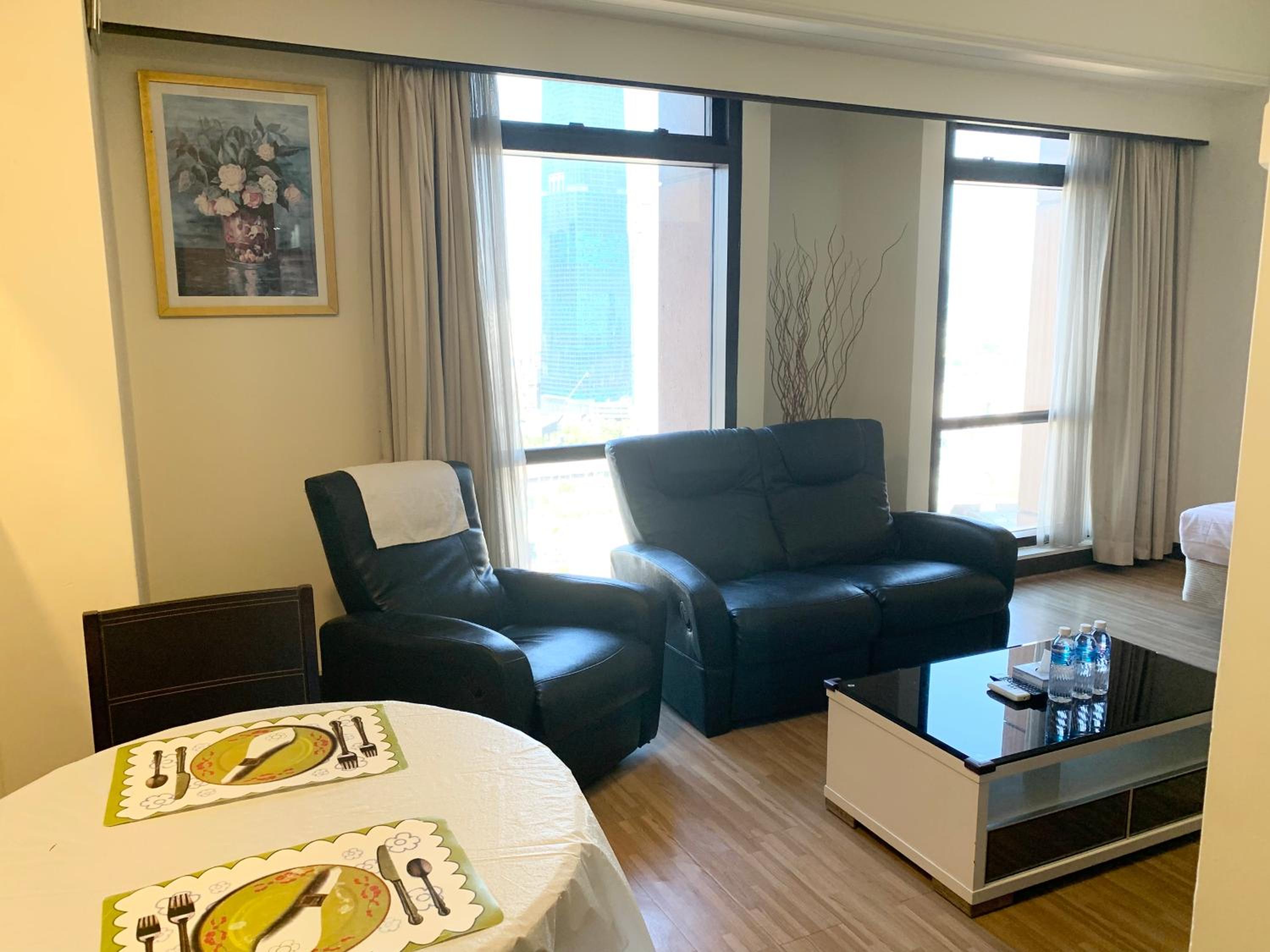 Quill Residence Service Suites By Low