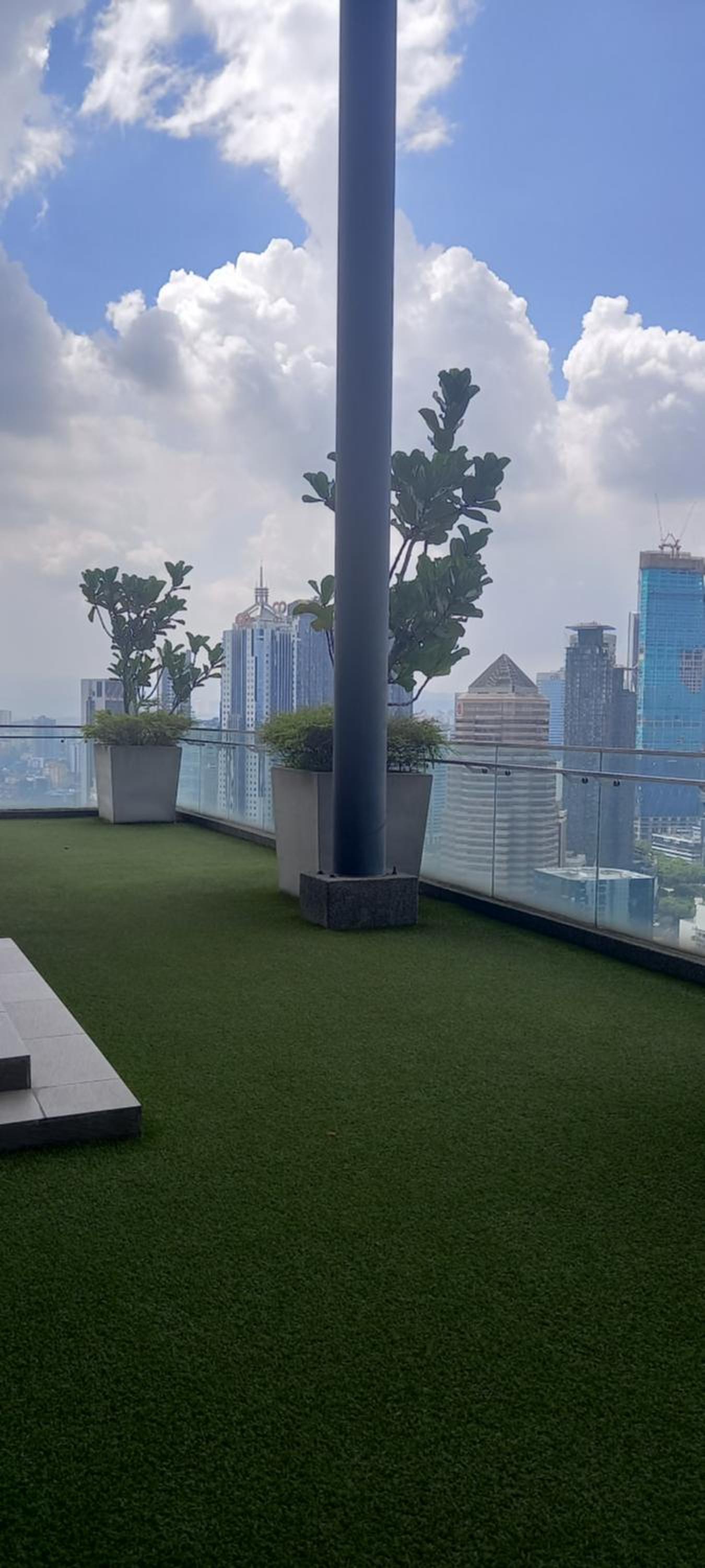 Cozy Apartment with Jacuzzi and Sauna at 188 Suites Klcc