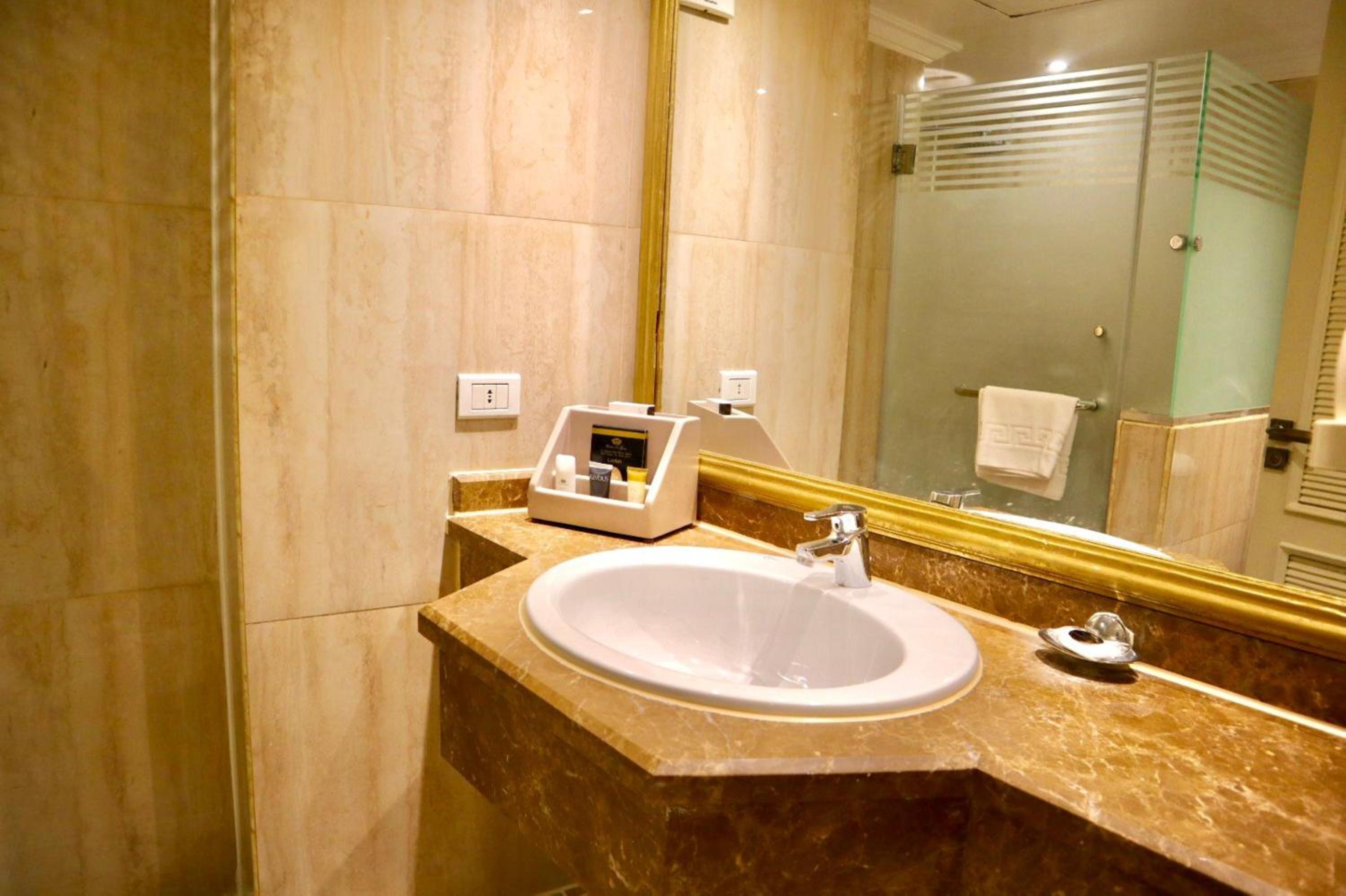 Paradise Inn Beach Resort — photo 108