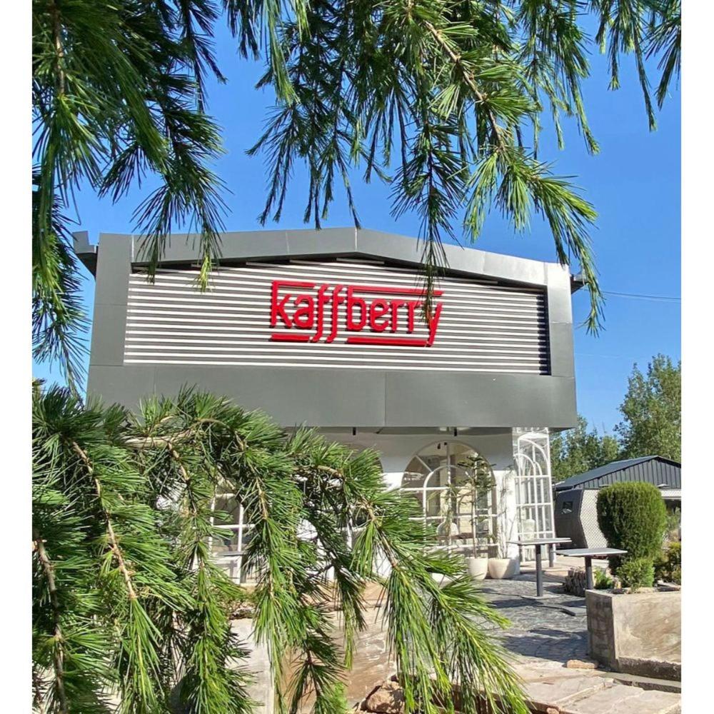 Kaffberry Cafe & Homestays