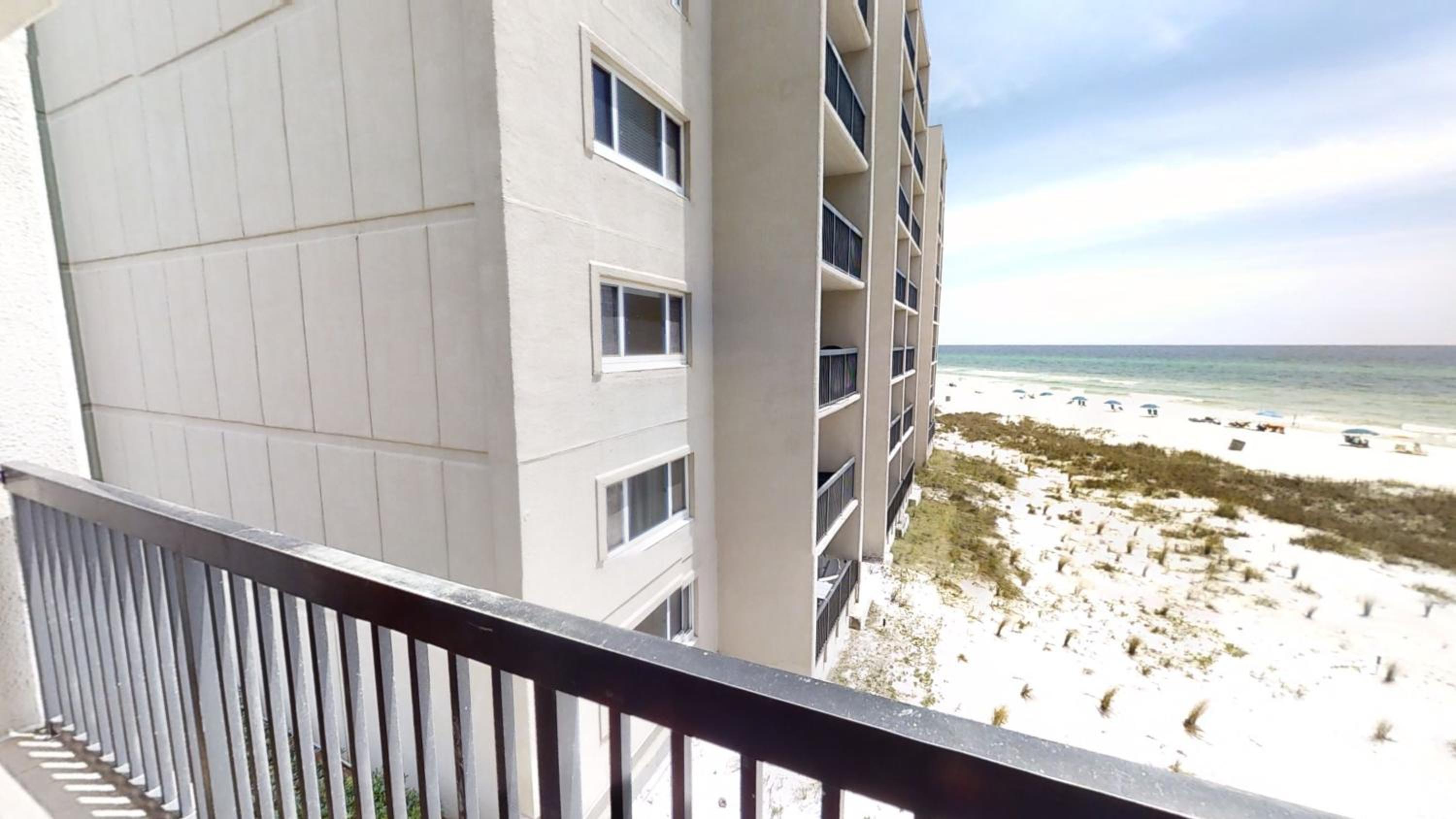 Pinnacle Port B2-308