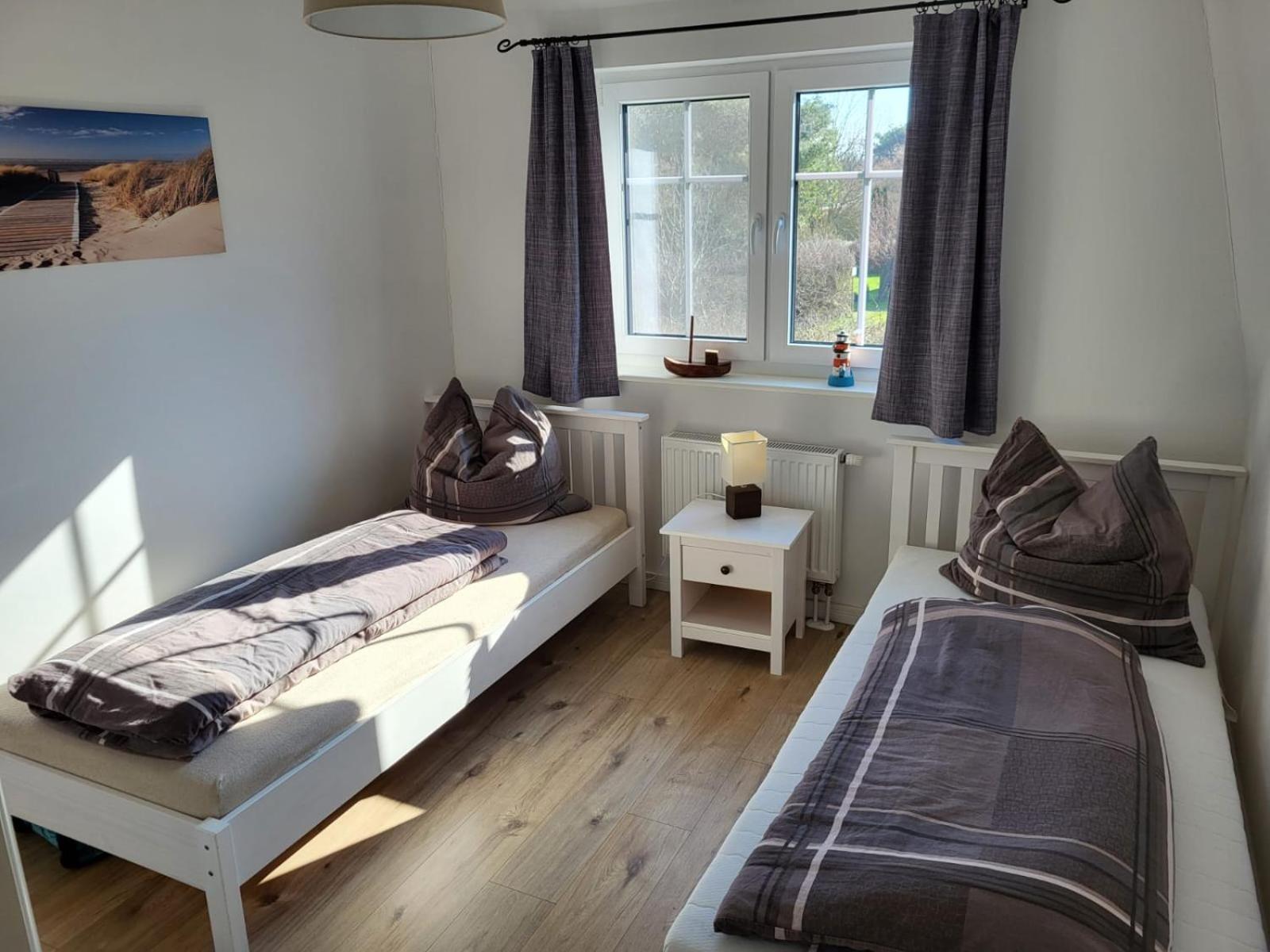 Ferienhäuser Hühnergott und Kranichnest, Sauna, Kamin und Garten