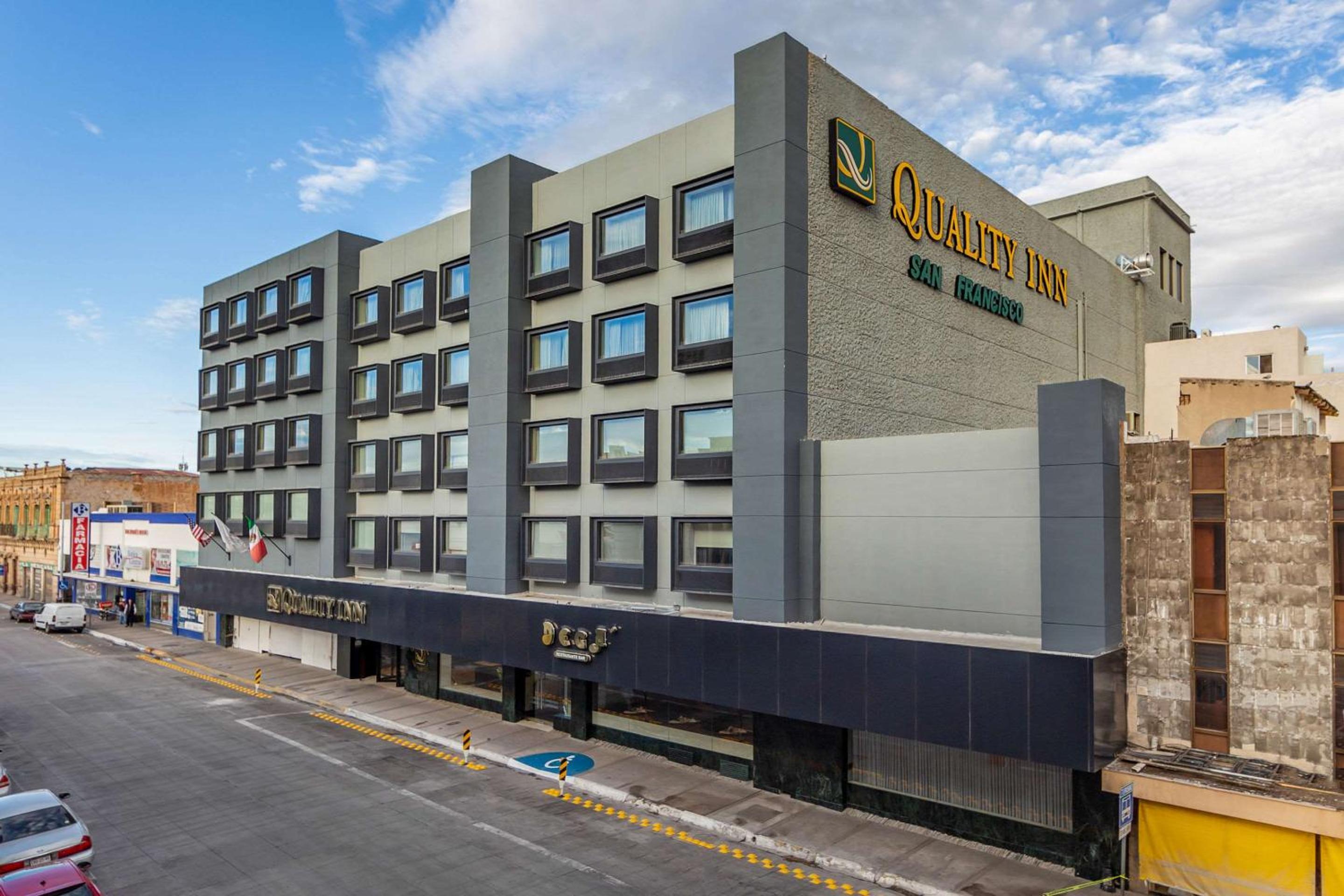 Hotel Quality Inn Chihuahua San Francisco - Image 1