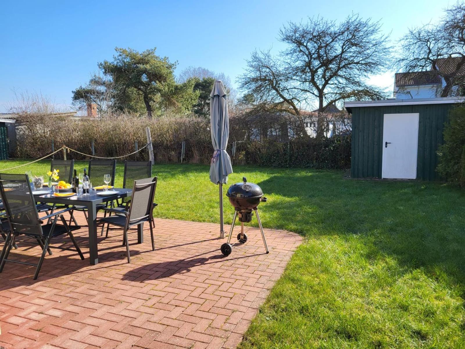 Ferienhäuser Hühnergott und Kranichnest, Sauna, Kamin und Garten