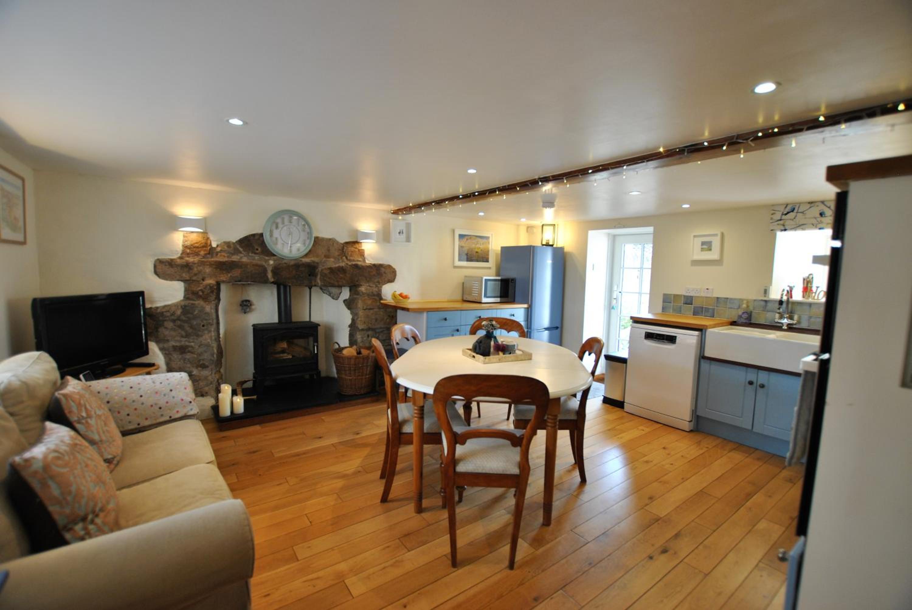 Woods Neuk-stunning character cottage East Neuk view 2