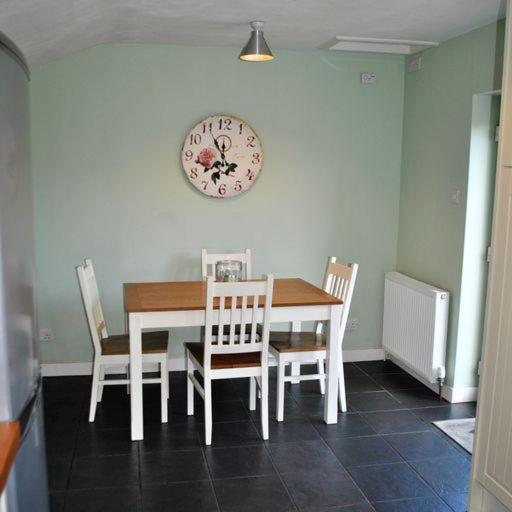 East Neuk Haven - delightful seaside apartment view 3