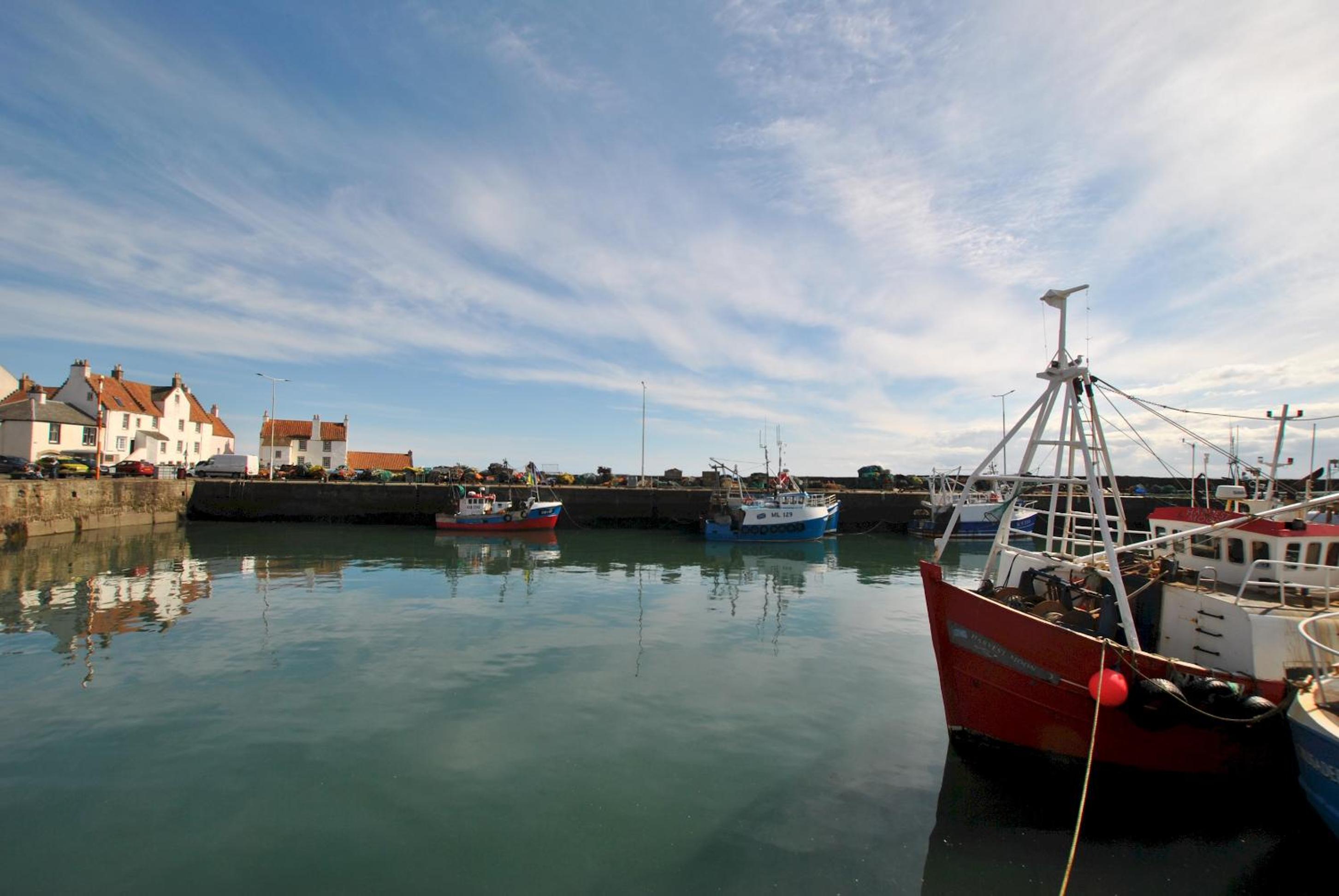 Market Apartment- harbourfront studio Pittenweem
