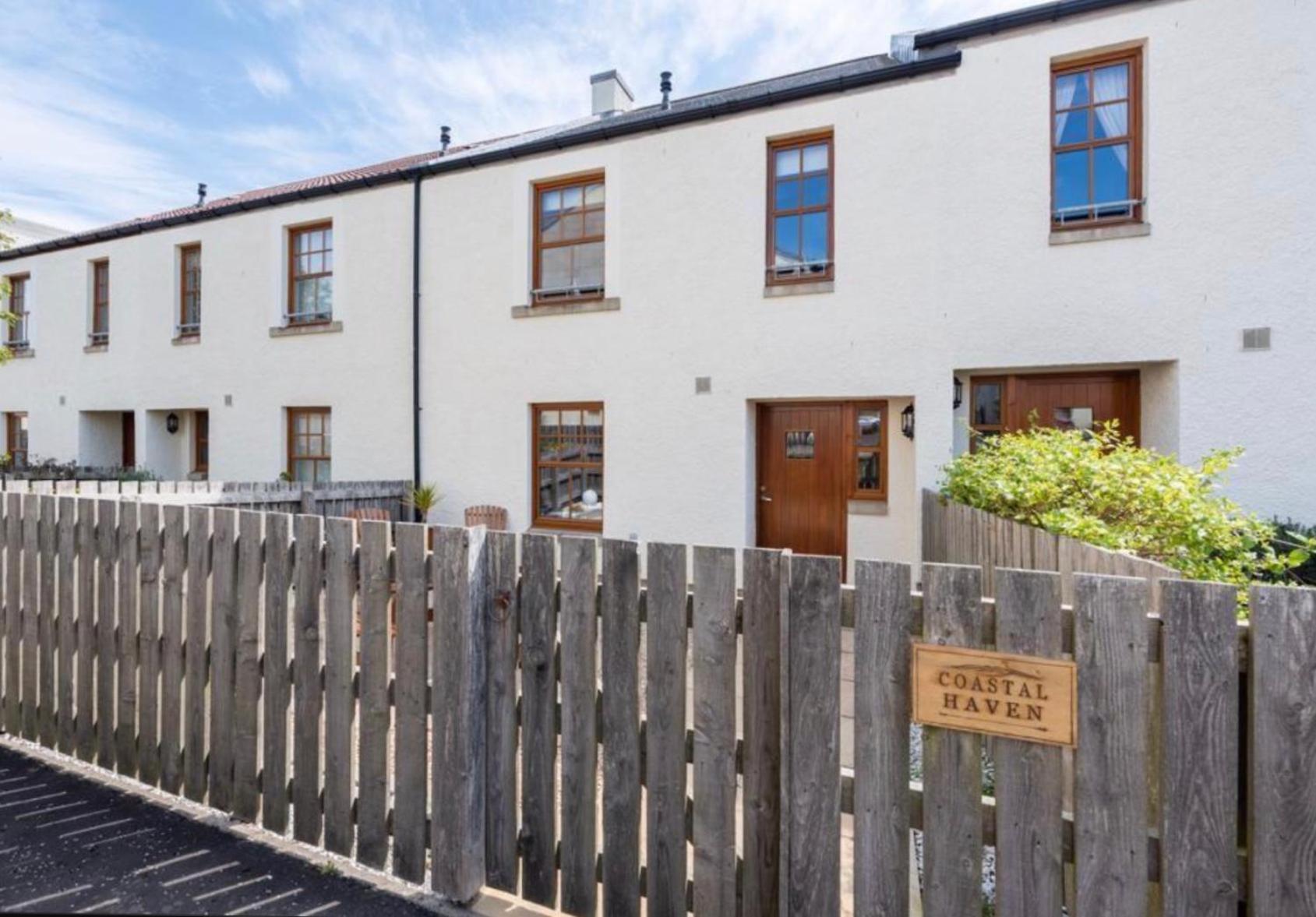 Coastal Haven- stunning home in Crail