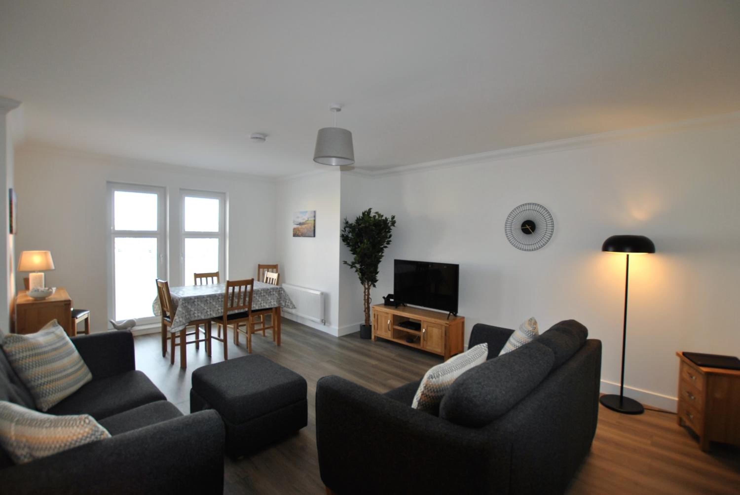 Maeyar-contemporary apartment in coastal village