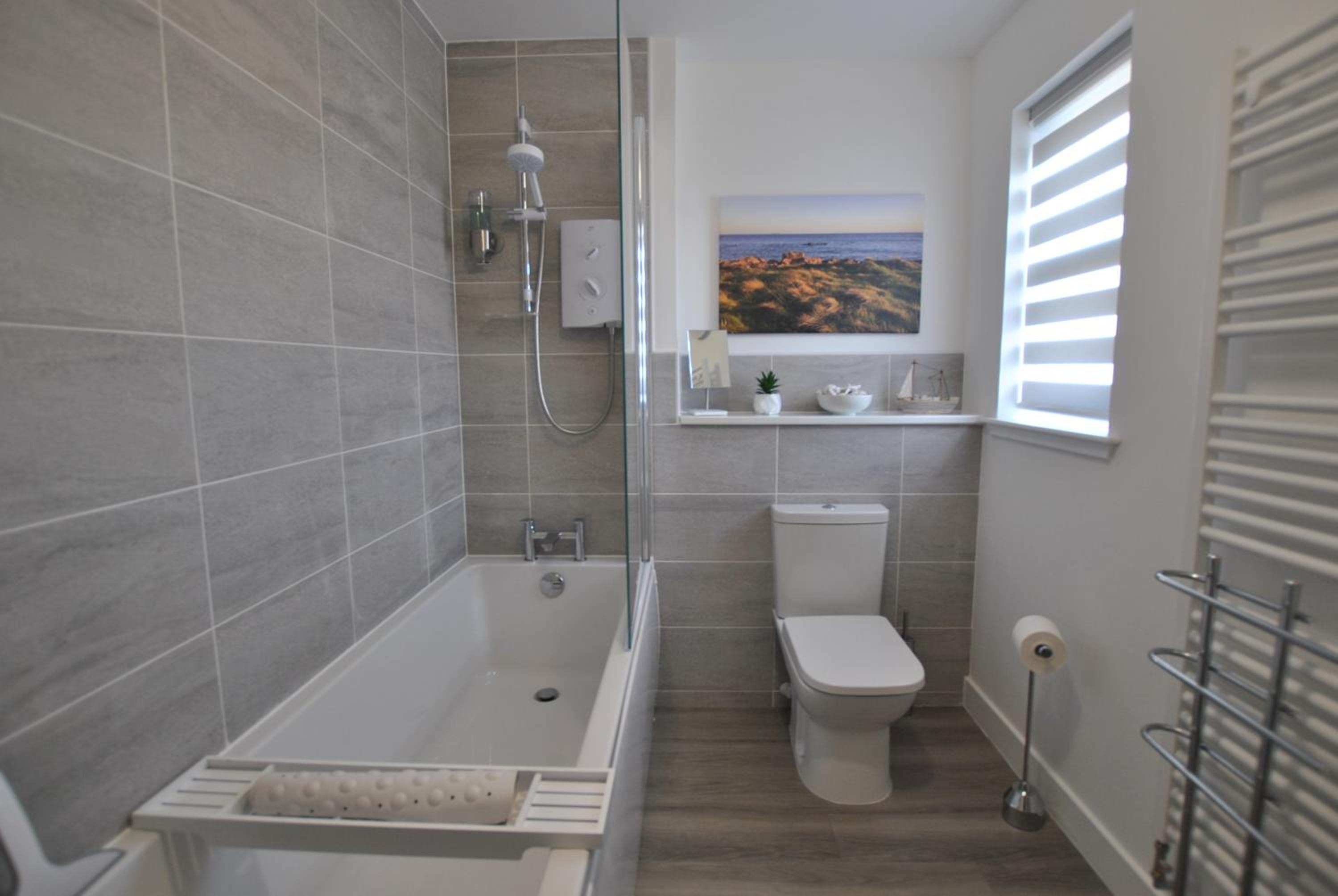 Maeyar-contemporary apartment in coastal village