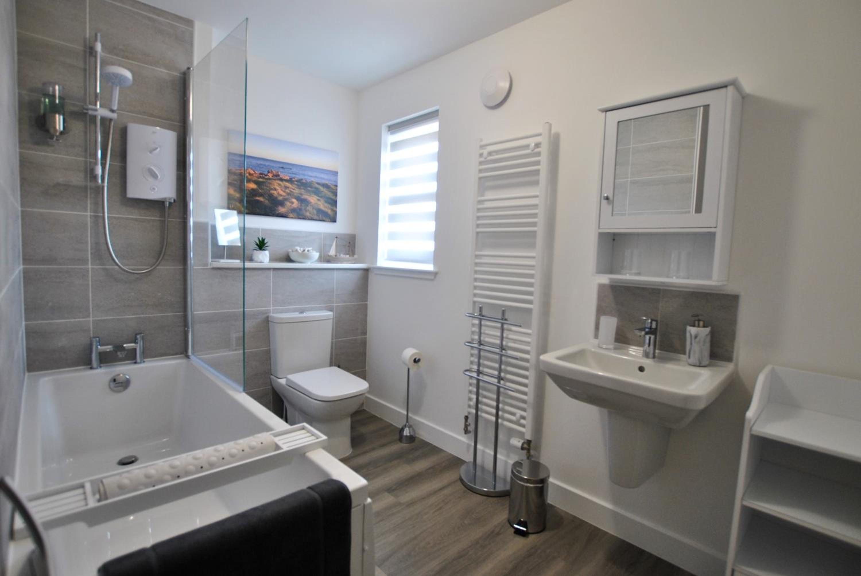 Maeyar-contemporary apartment in coastal village