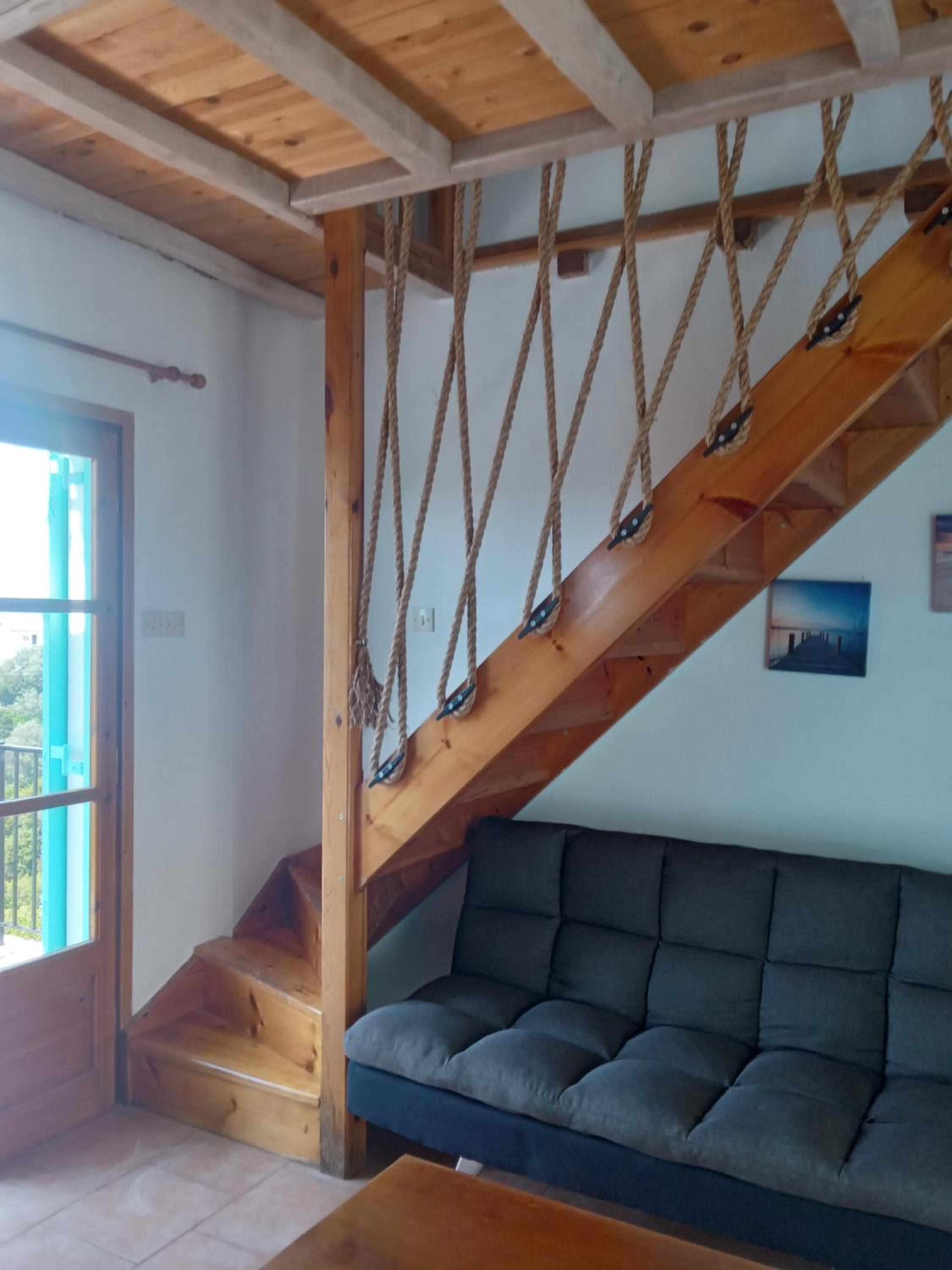 Iordanis house- Traditional House in old Alonnisos view 5