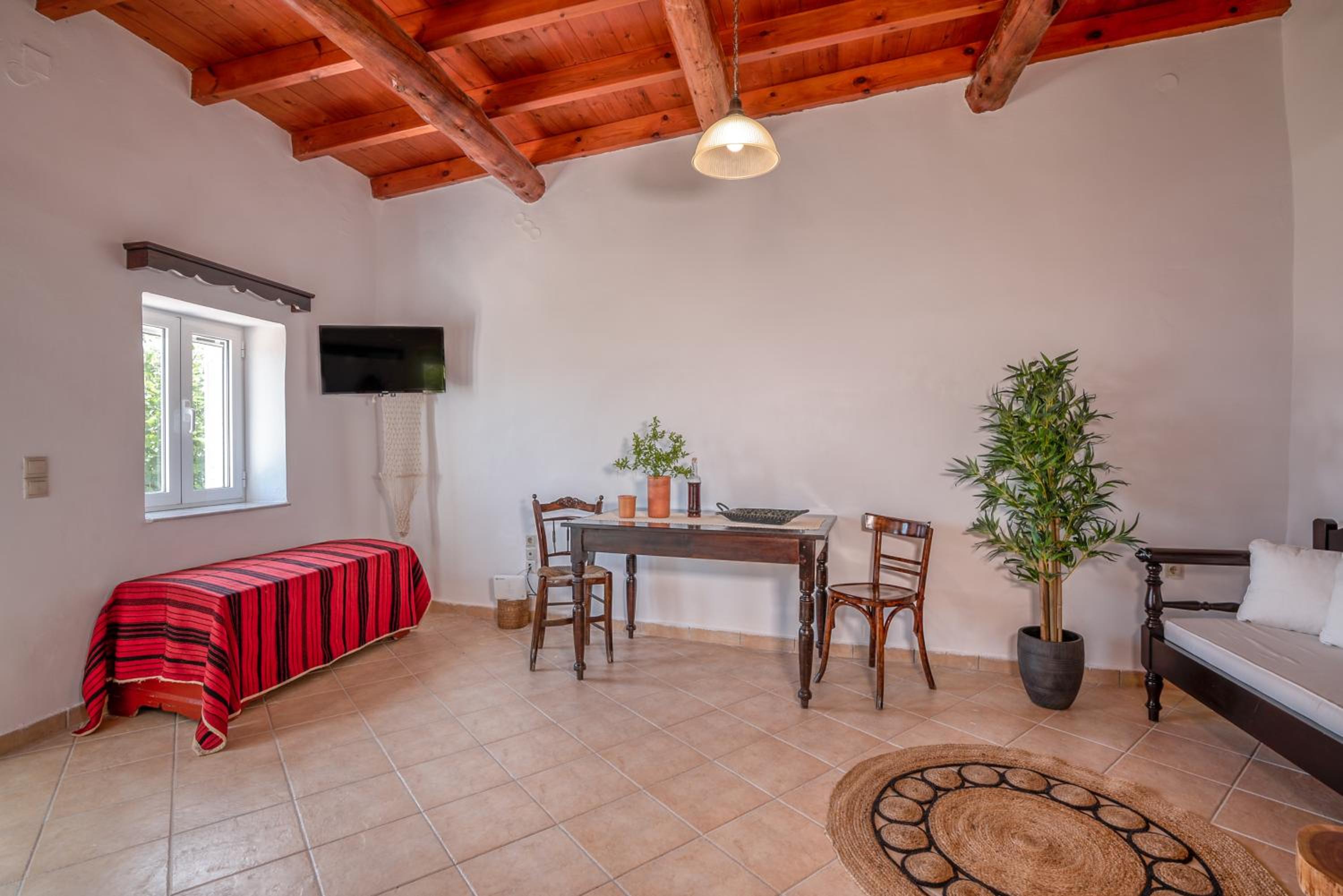 Traditional cottage near Kissamos and Falassarna 2 feel like home properties view 3