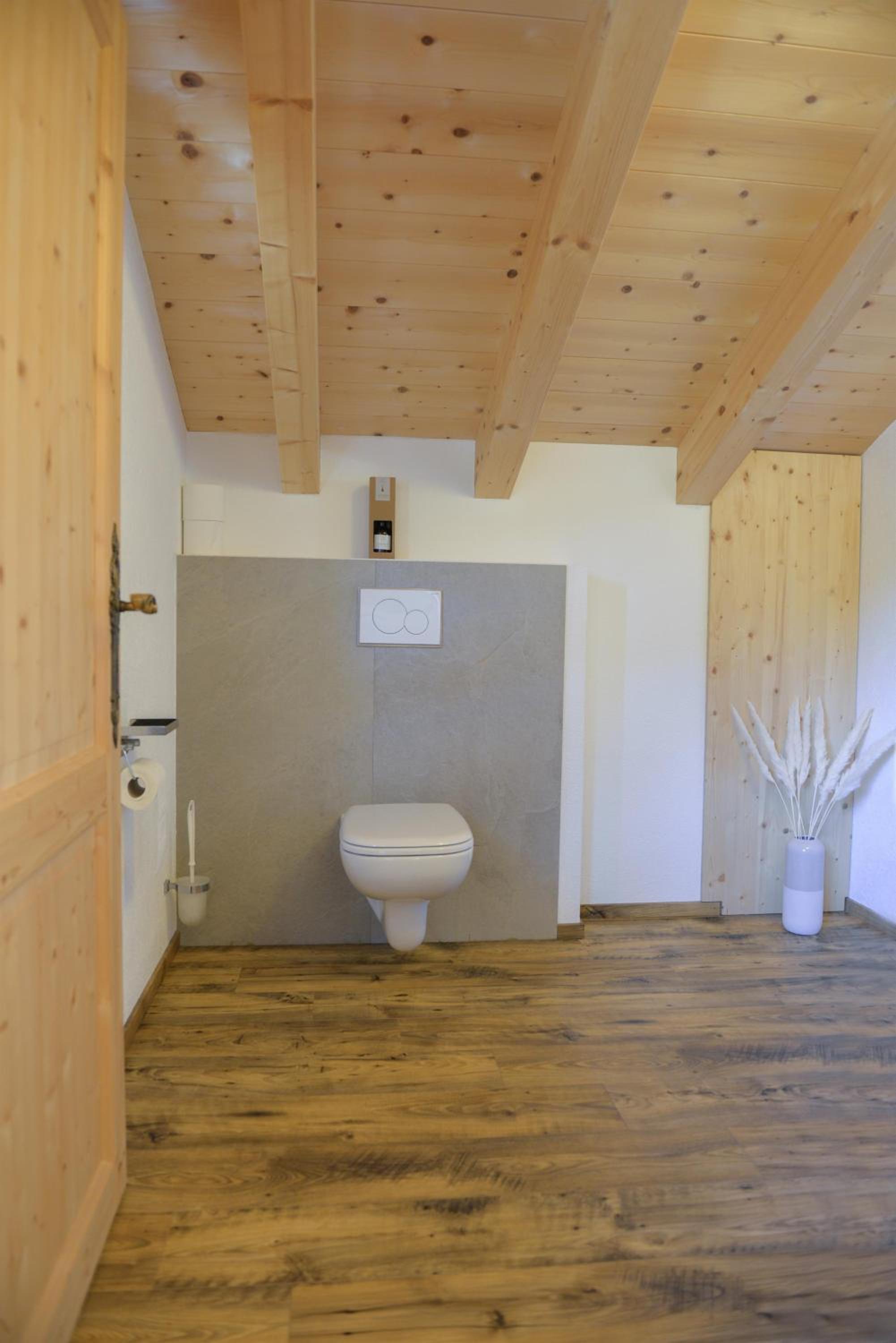 Kast'l Apartments