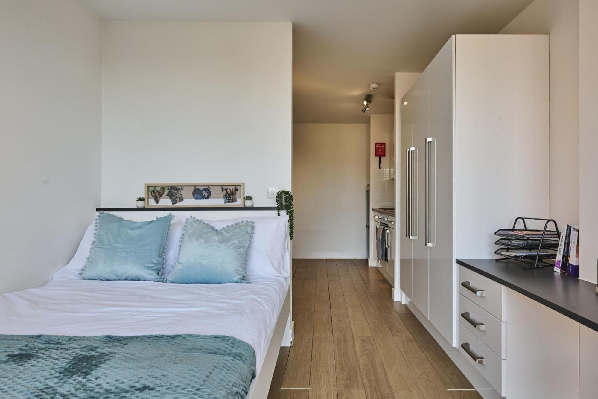 Leicester Vacations - For Students Only Exquisite Modern Studios at Upperton Road in Leicester - Property Image 4