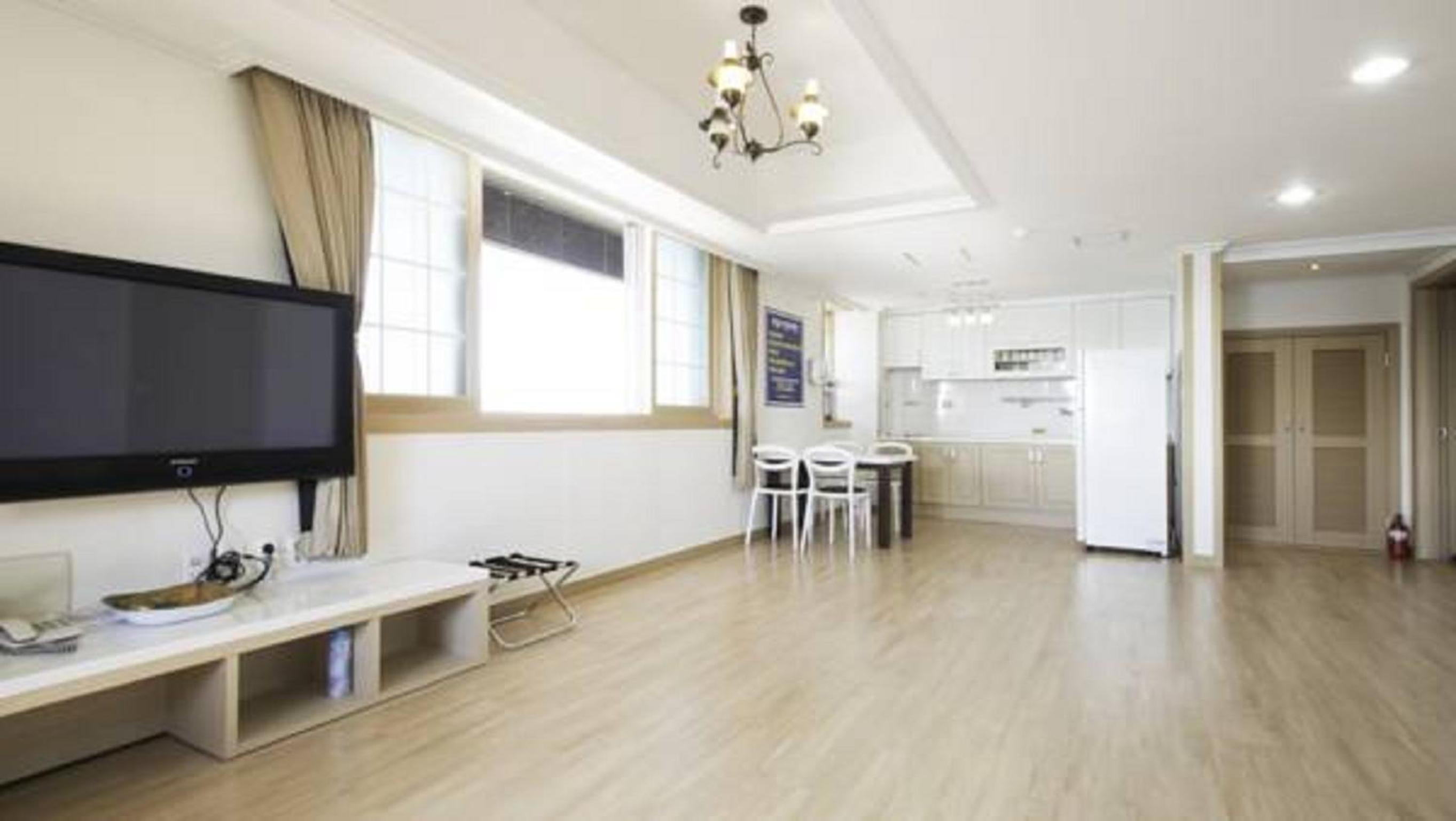 Tongyeong Bay Condo Hotel