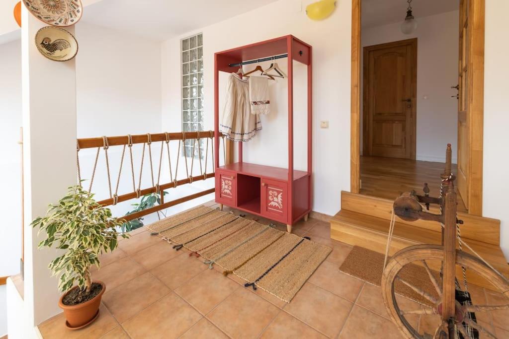 Charming two bedrooms apartment
