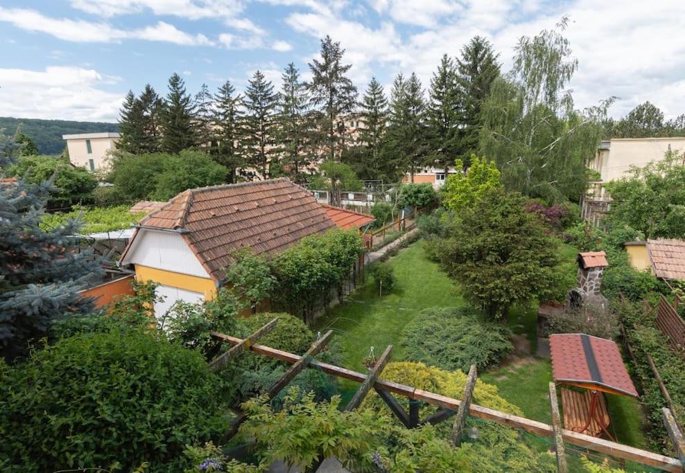 Charming two bedrooms apartment